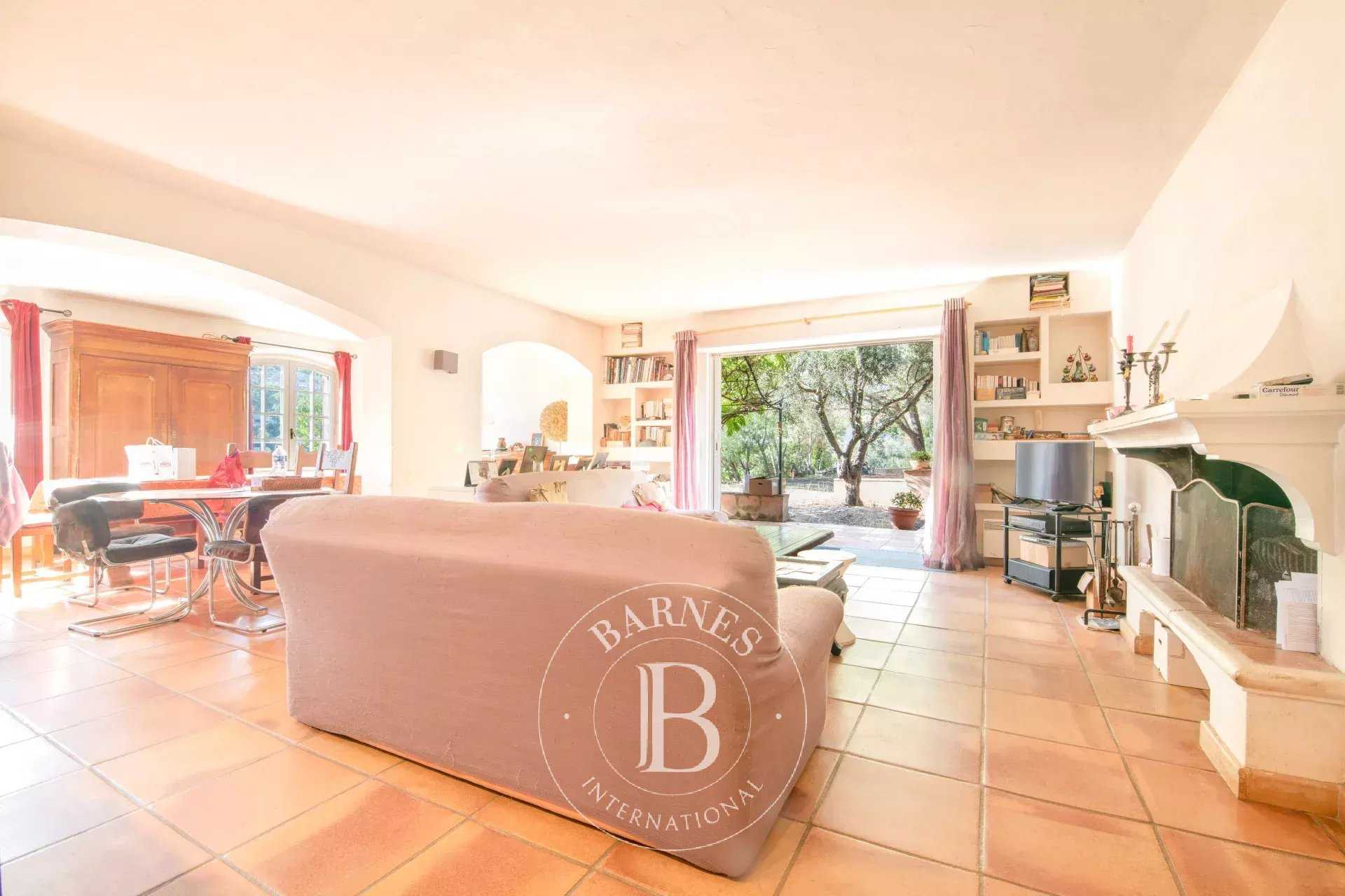 Sainte-Maxime  - Villa 10 Pi&egrave;ces 8 Chambres