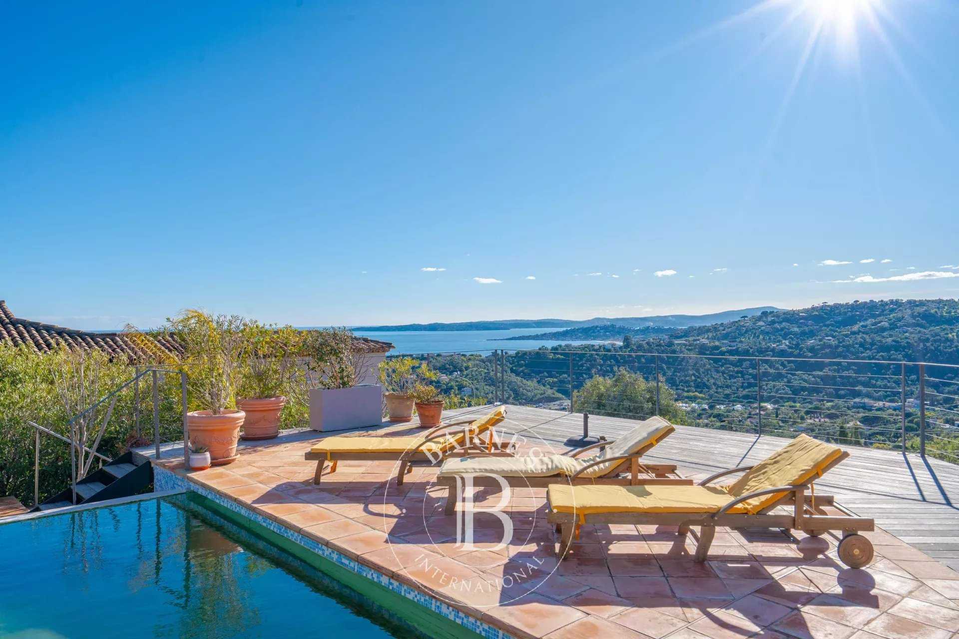 Roquebrune-sur-Argens  - Villa 4 Bedrooms