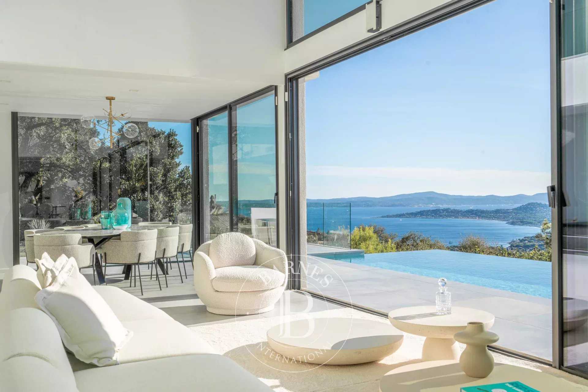 Les Issambres  - Villa 6 Pi&egrave;ces 4 Chambres