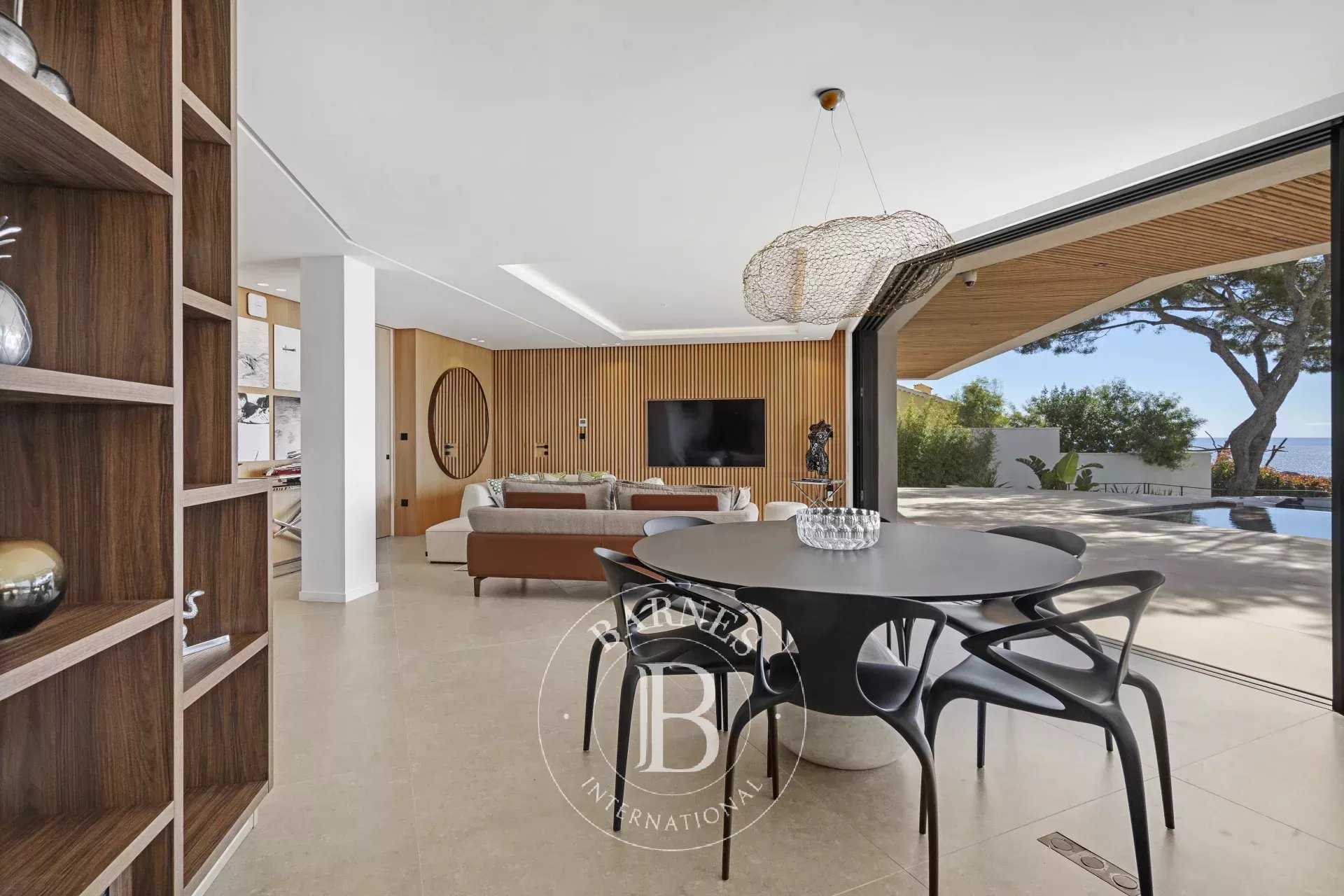 Roquebrune-sur-Argens  - Villa 