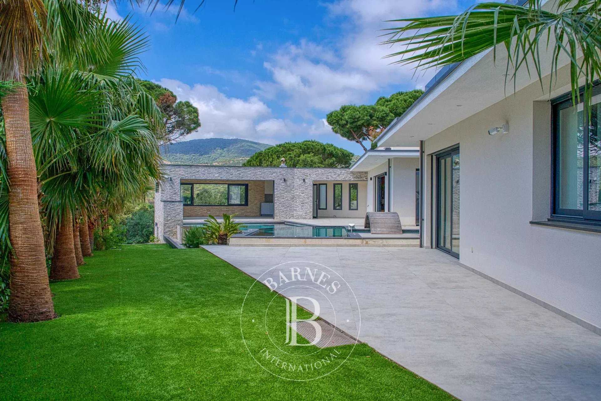 Sainte-Maxime  - Villa 5 Bedrooms