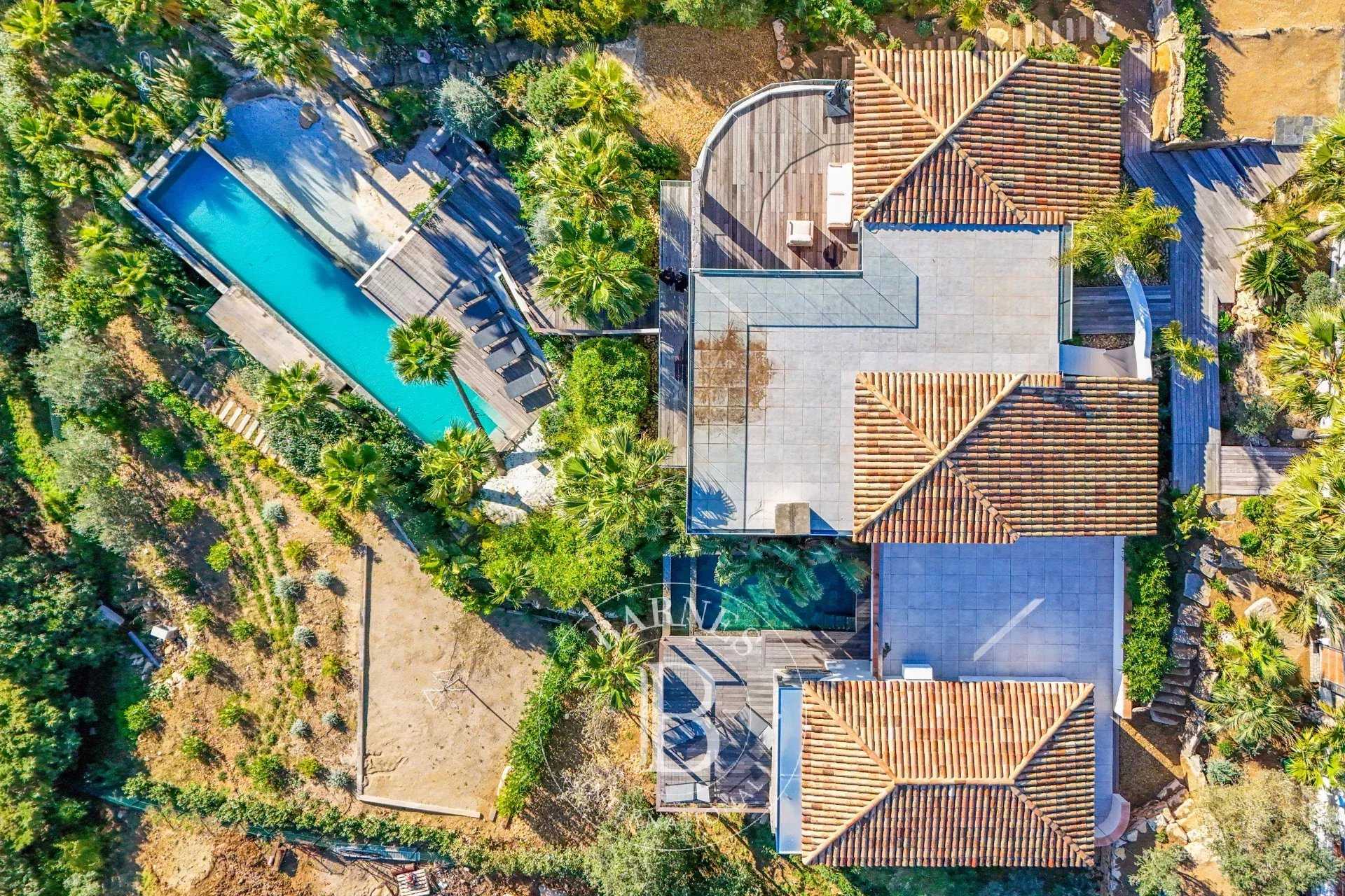 Sainte-Maxime  - Propriété 10 Pi&egrave;ces 7 Chambres