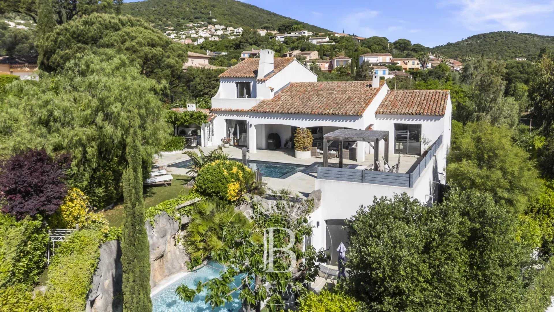 Sainte-Maxime  - Villa 7 Pi&egrave;ces 7 Chambres