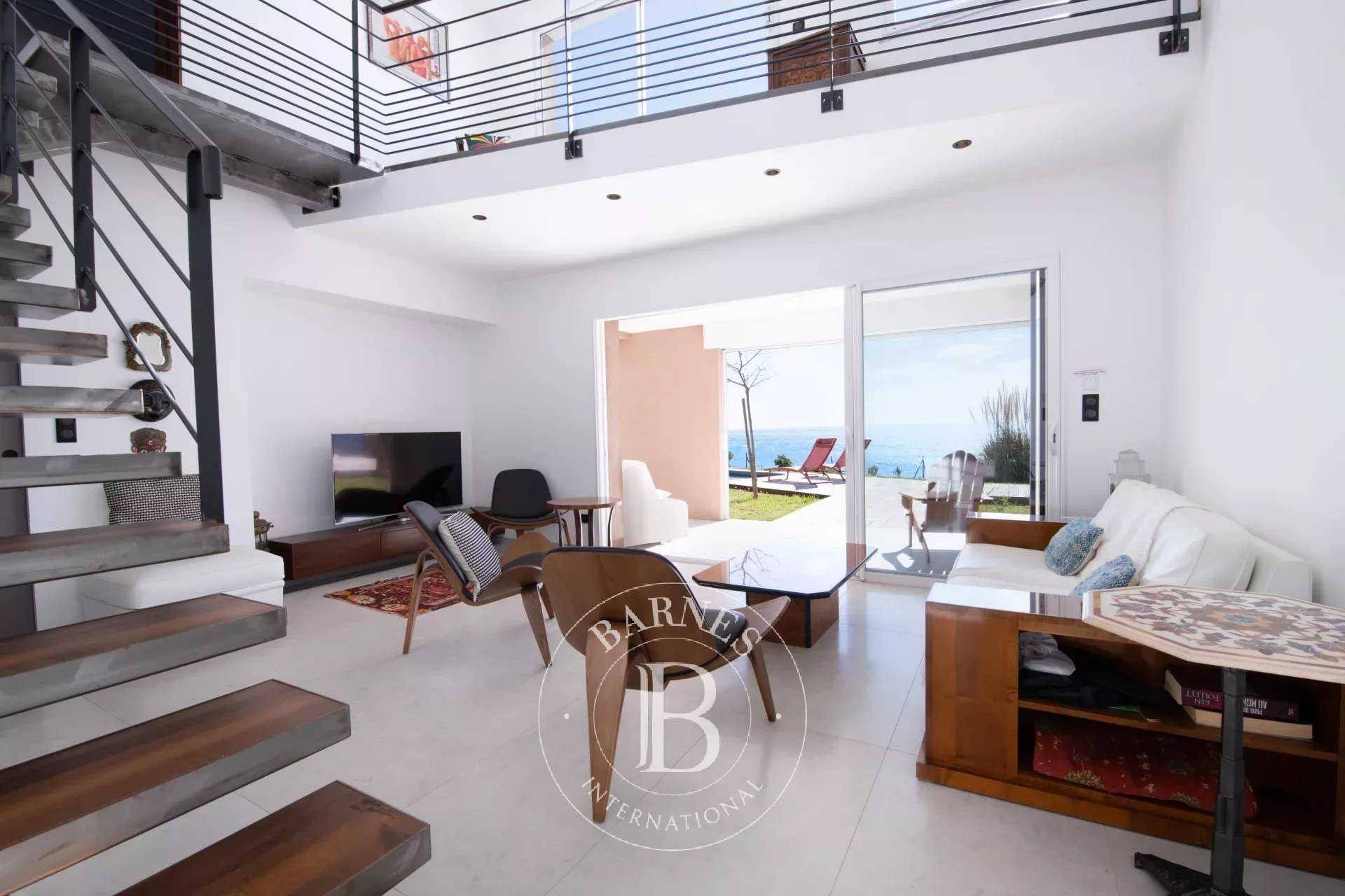 Villa Les Issambres  -  ref 82243712 (picture 2)