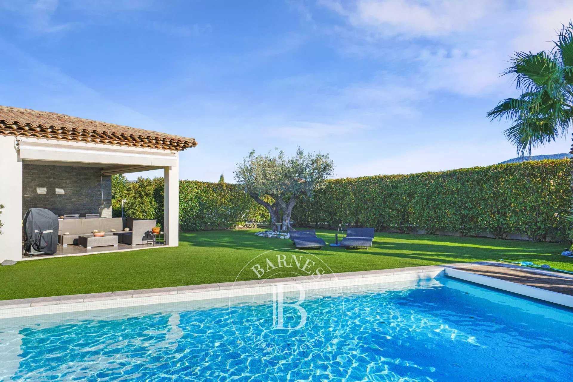 Villa Le Plan-de-la-Tour  -  ref 85588216 (picture 3)
