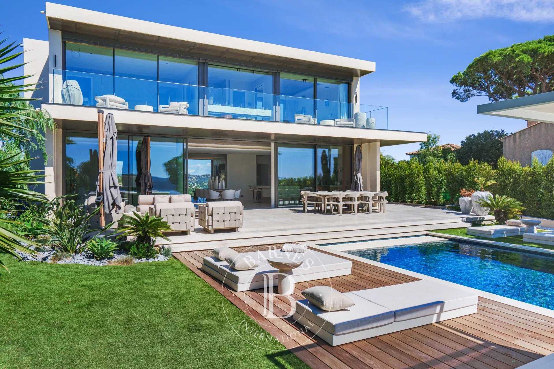 Villa Sainte-Maxime  -  ref 85516399 (picture 2)