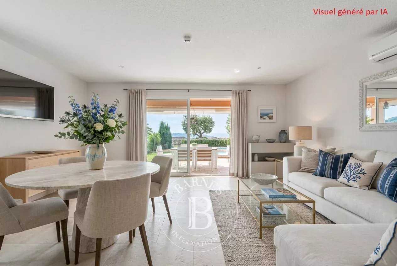 Villa Sainte-Maxime  -  ref 86421054 (picture 1)