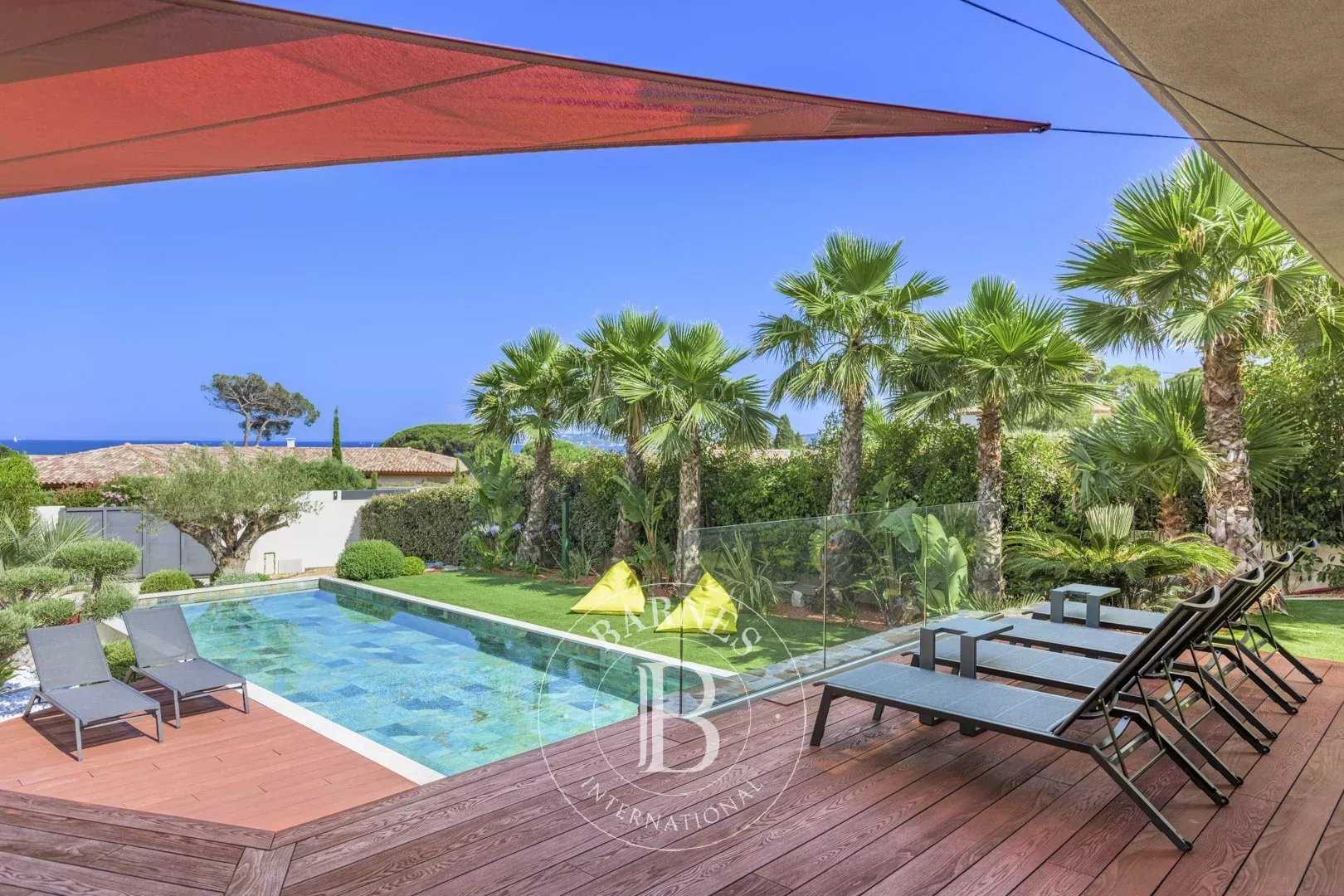 Villa Sainte-Maxime  -  ref 86083948 (picture 2)