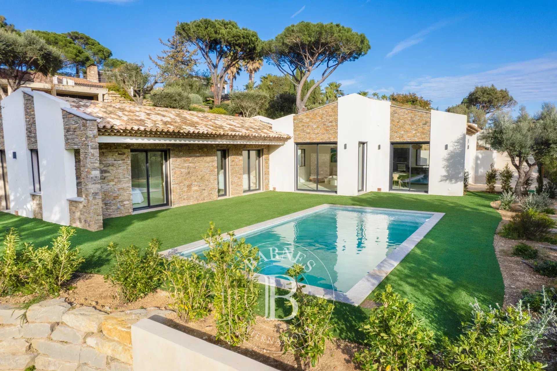 Villa Sainte-Maxime  -  ref 85761598 (picture 1)