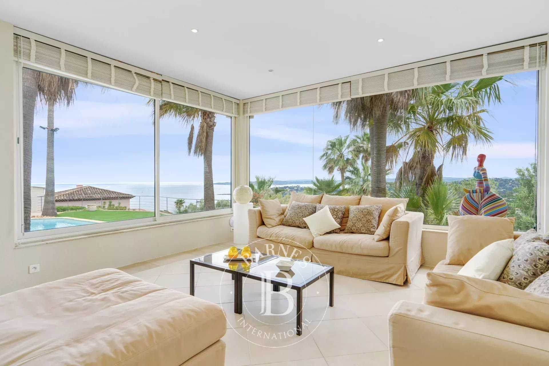 Villa Sainte-Maxime  -  ref 85934026 (picture 3)