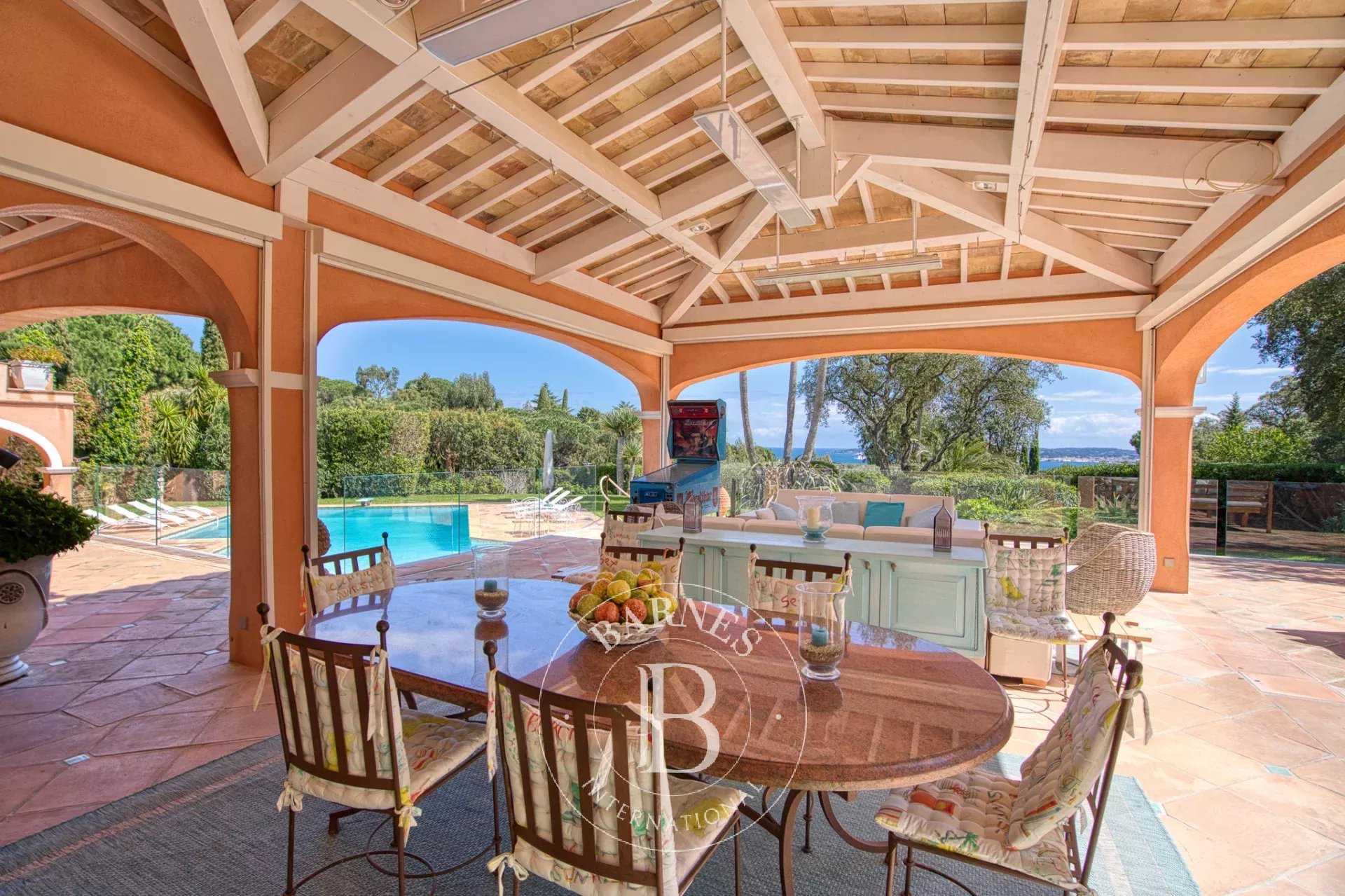 Villa Grimaud  -  ref 82390768 (picture 3)