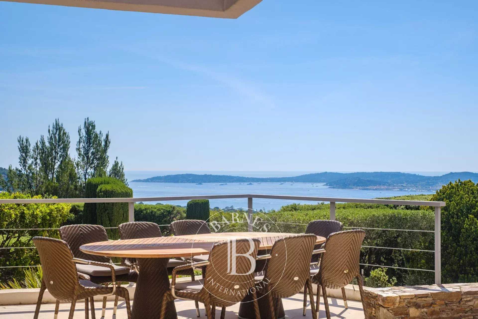 Villa Grimaud  -  ref 87086711 (picture 2)