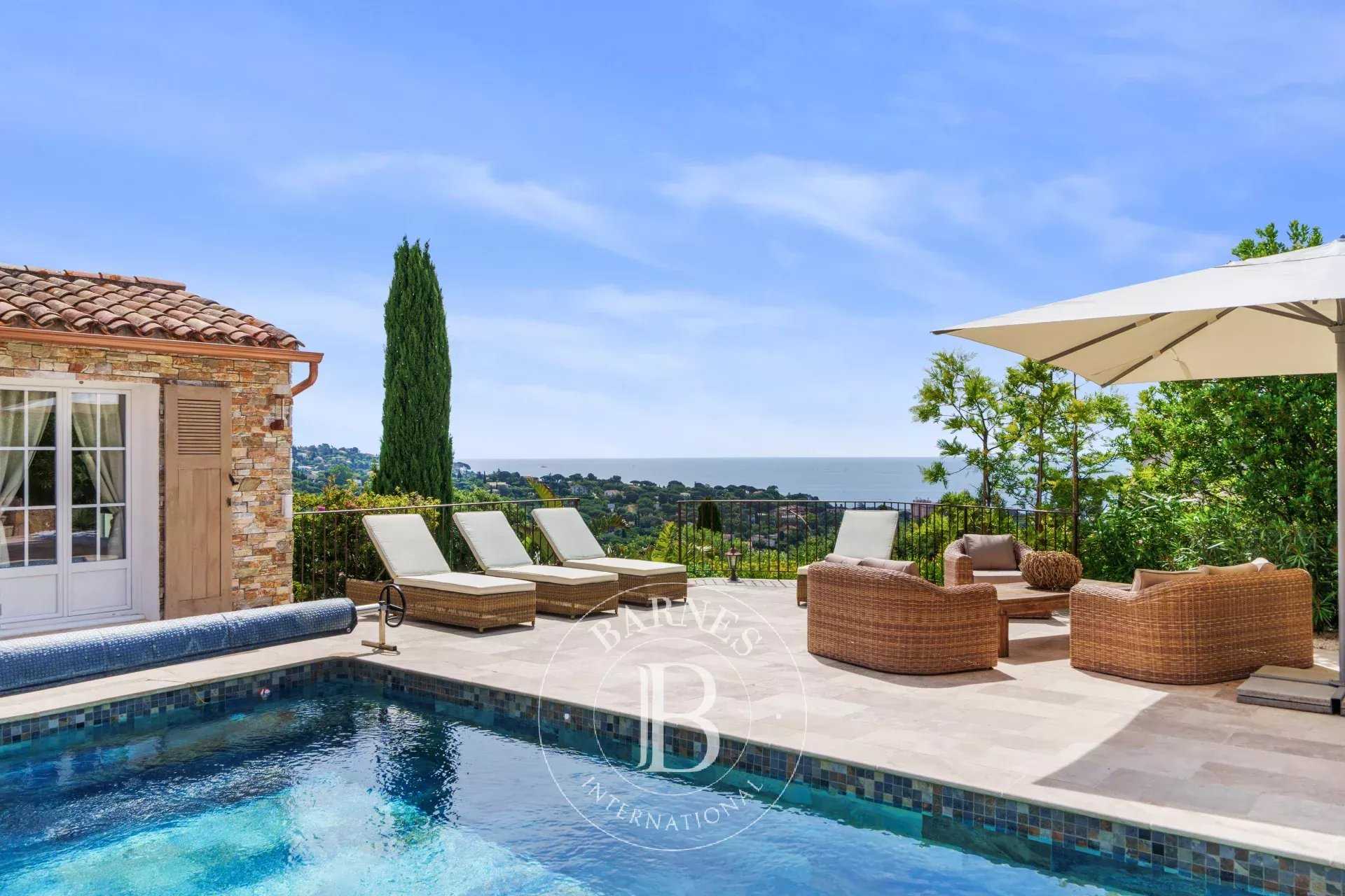 Villa Les Issambres  -  ref 86407040 (picture 3)