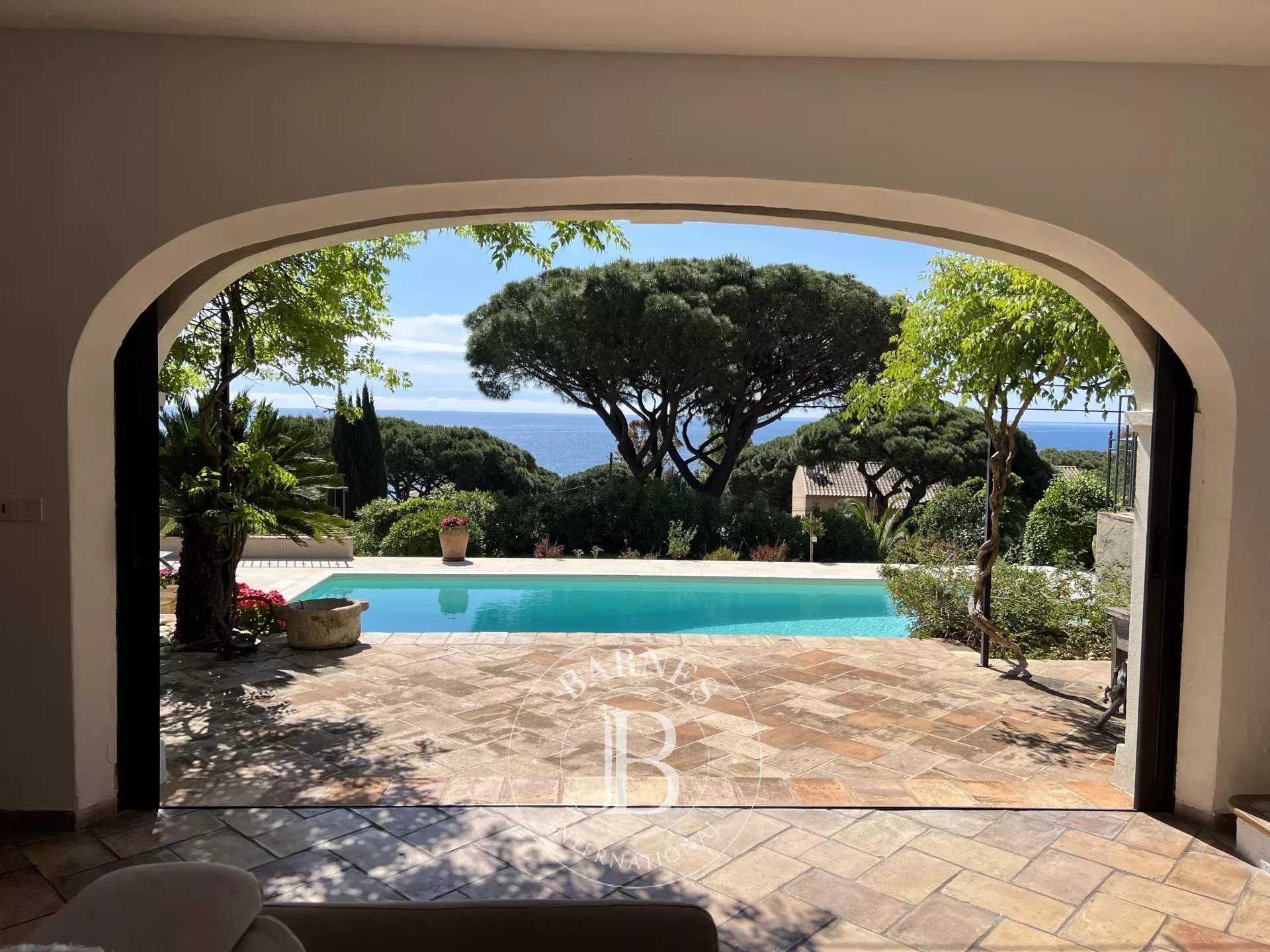 House Sainte-Maxime  -  ref 85942326 (picture 1)
