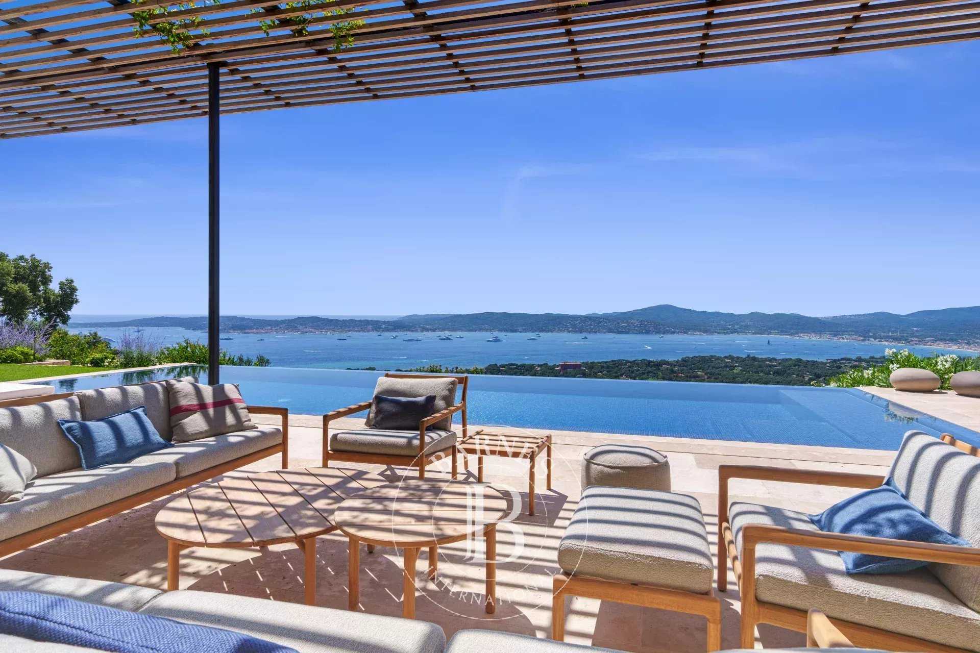 Villa Grimaud  -  ref 85090843 (picture 2)