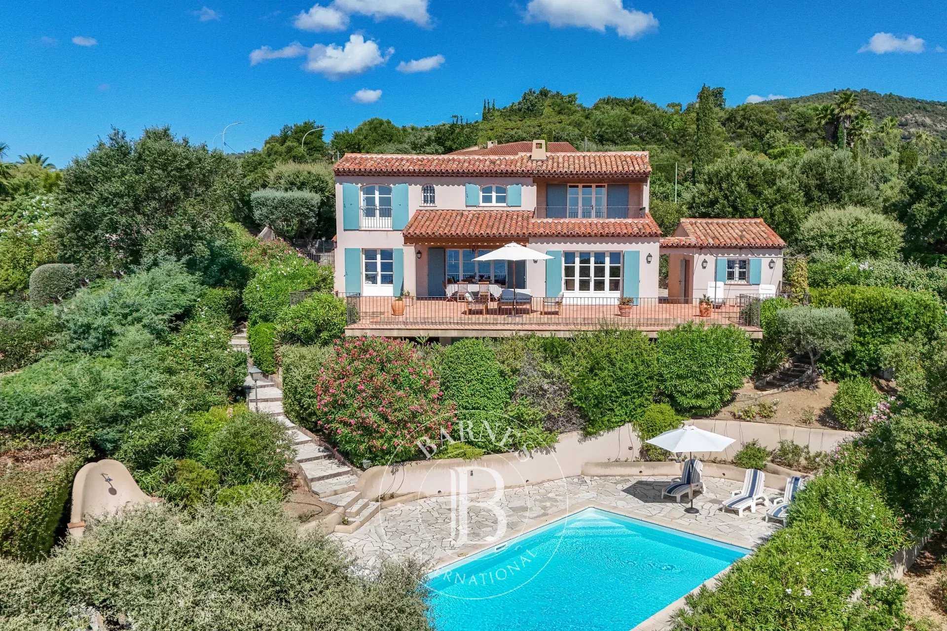 Villa Les Issambres  -  ref 86134374 (picture 1)