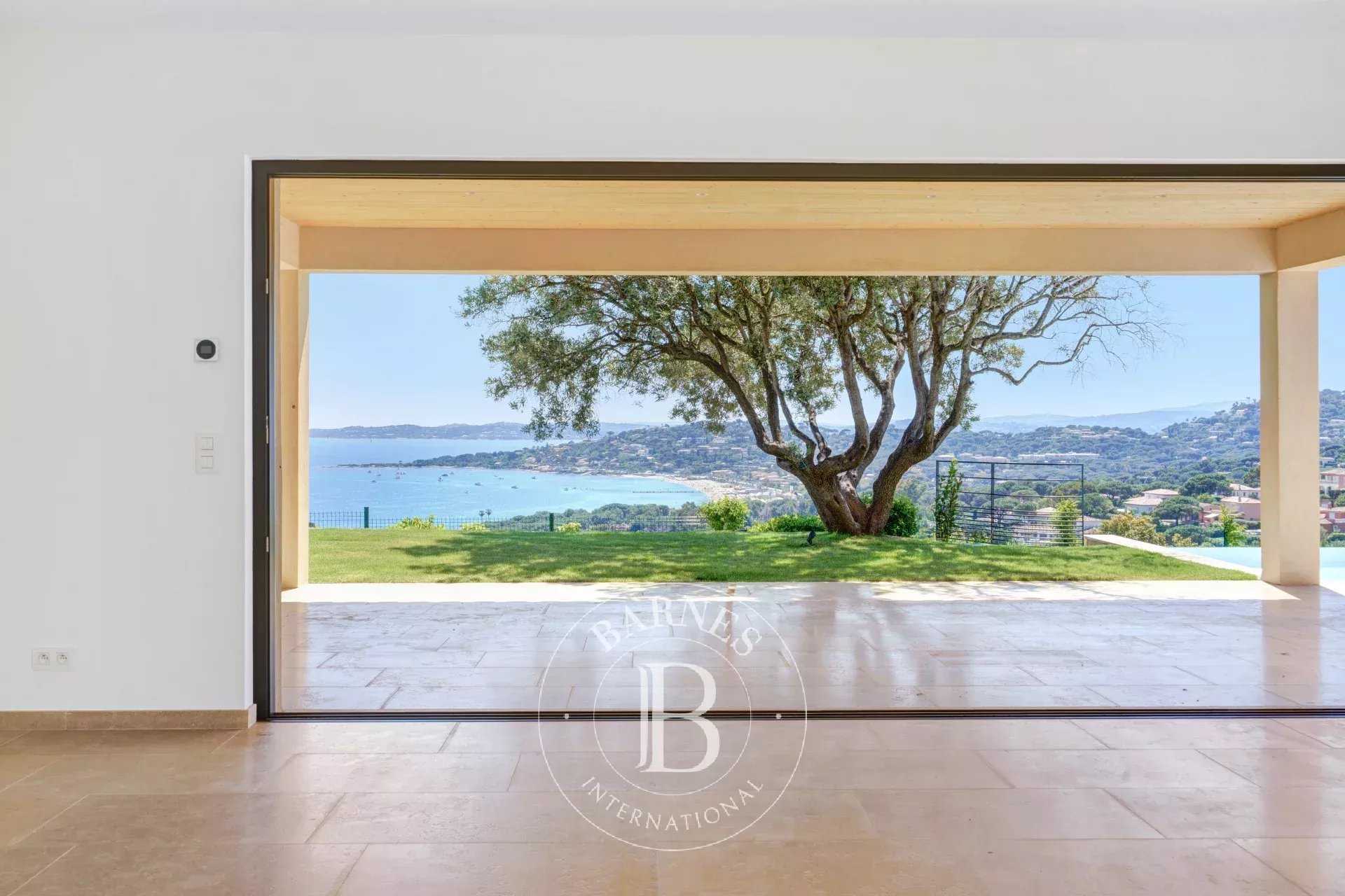 Villa Sainte-Maxime  -  ref 85240436 (picture 1)