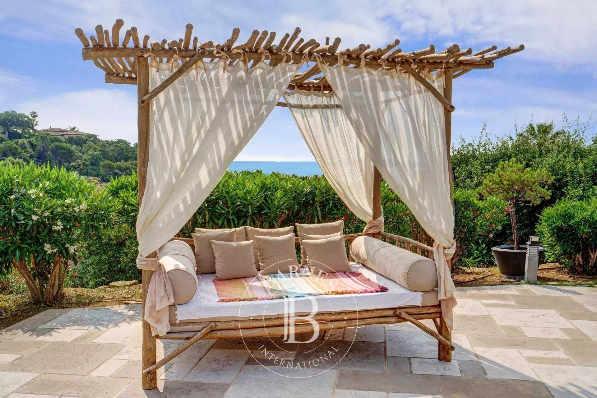 Villa Sainte-Maxime  -  ref 84765613 (picture 3)