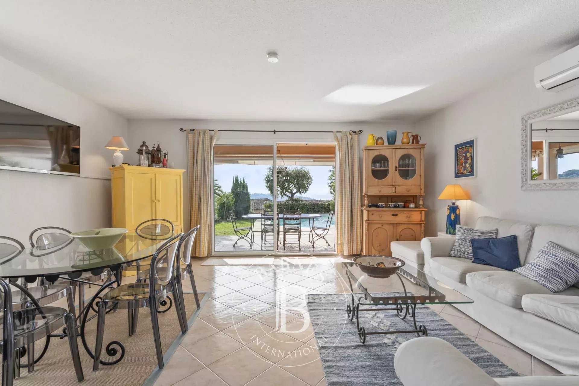 Villa Sainte-Maxime  -  ref 86421054 (picture 3)