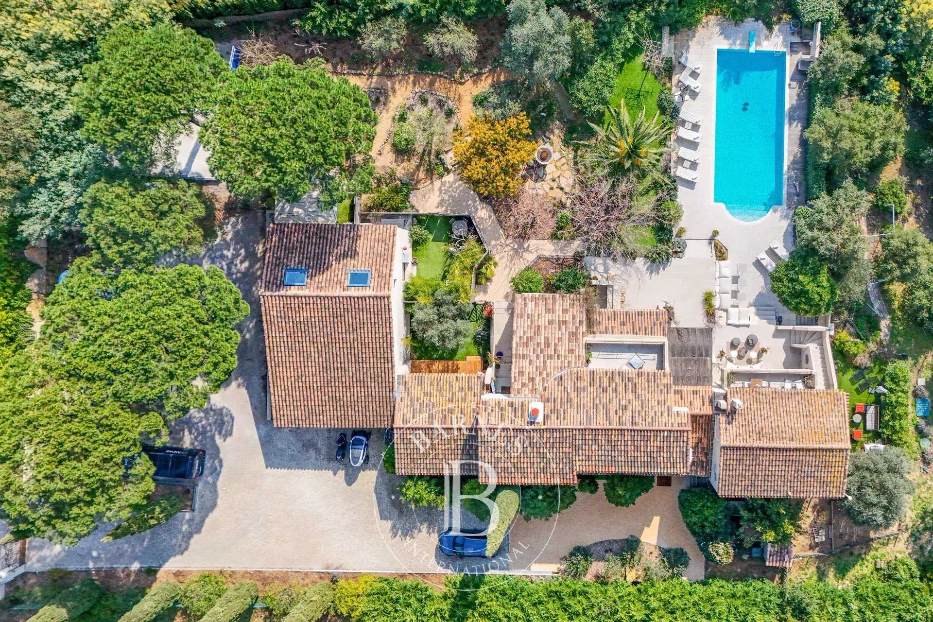 Sainte-Maxime  - Villa 10 Pi&egrave;ces 8 Chambres