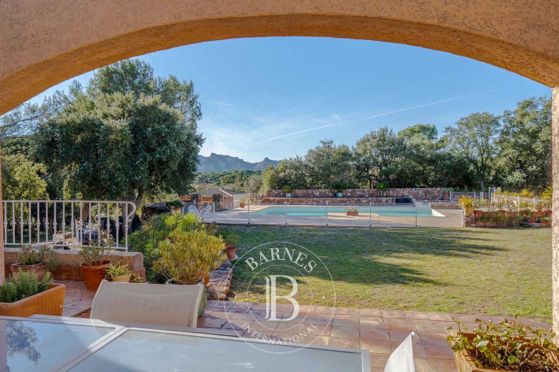 Villa Roquebrune-sur-Argens  -  ref 86489347 (picture 3)