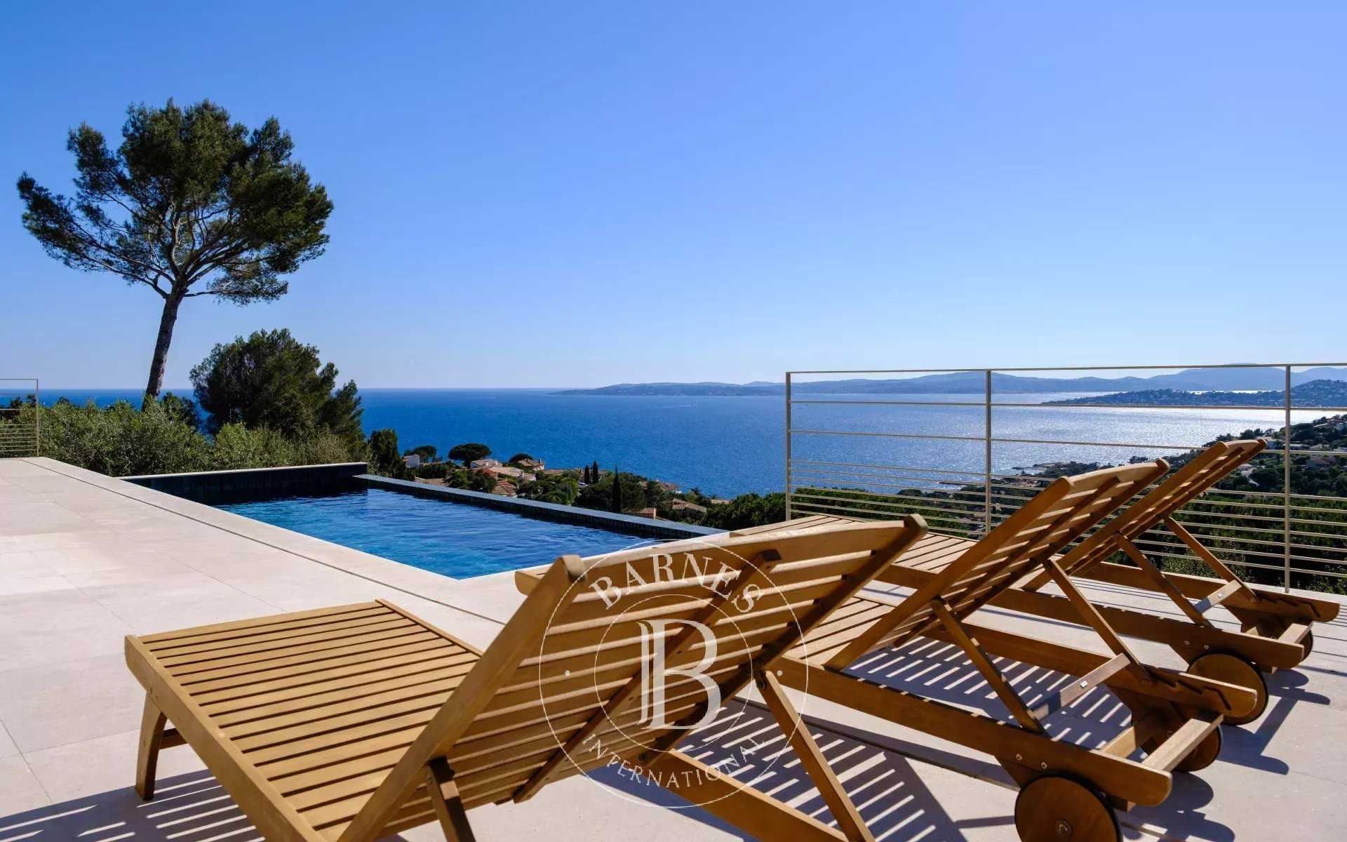 Les Issambres  - Villa 6 Pi&egrave;ces 4 Chambres