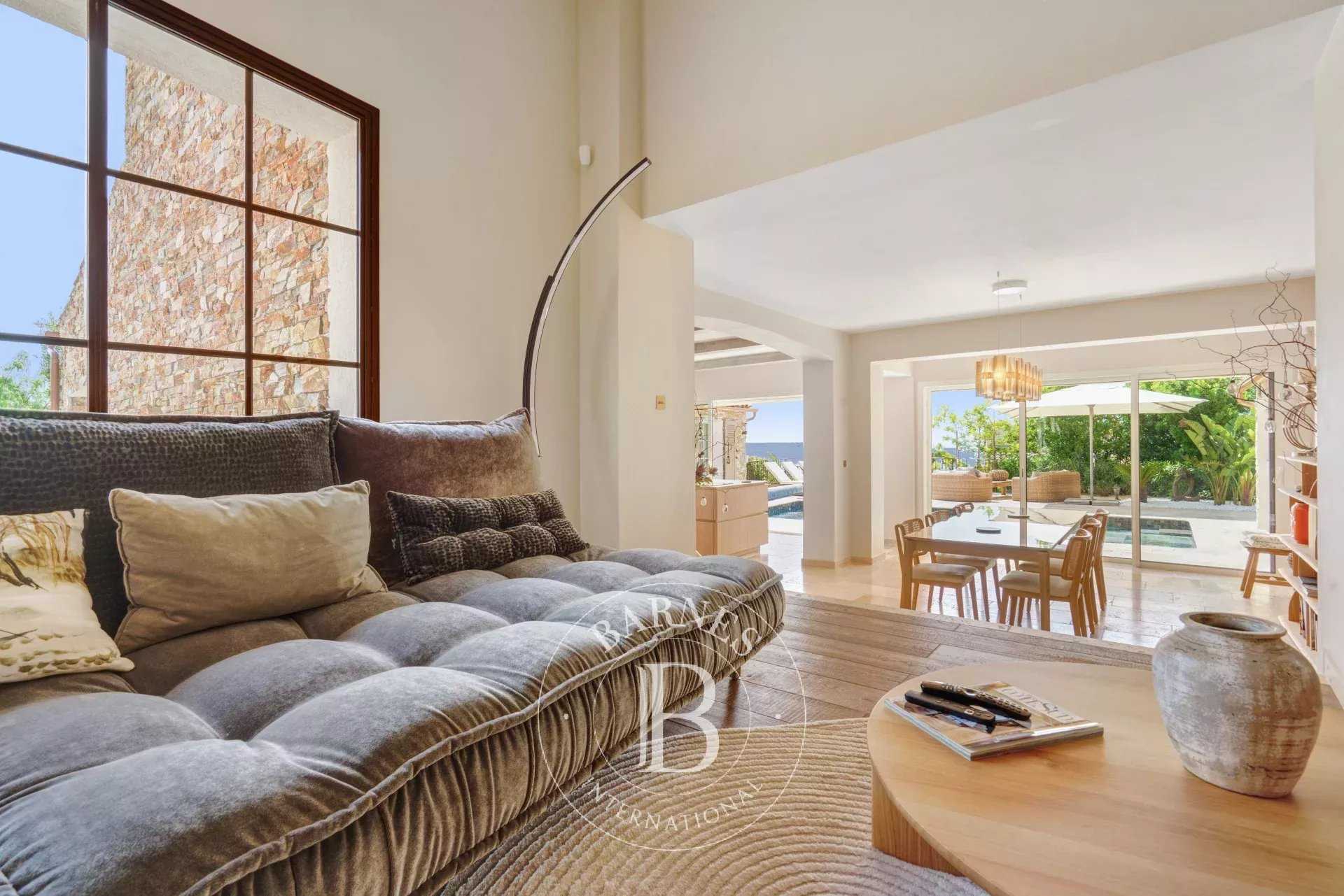 Villa Les Issambres  -  ref 85951688 (picture 3)