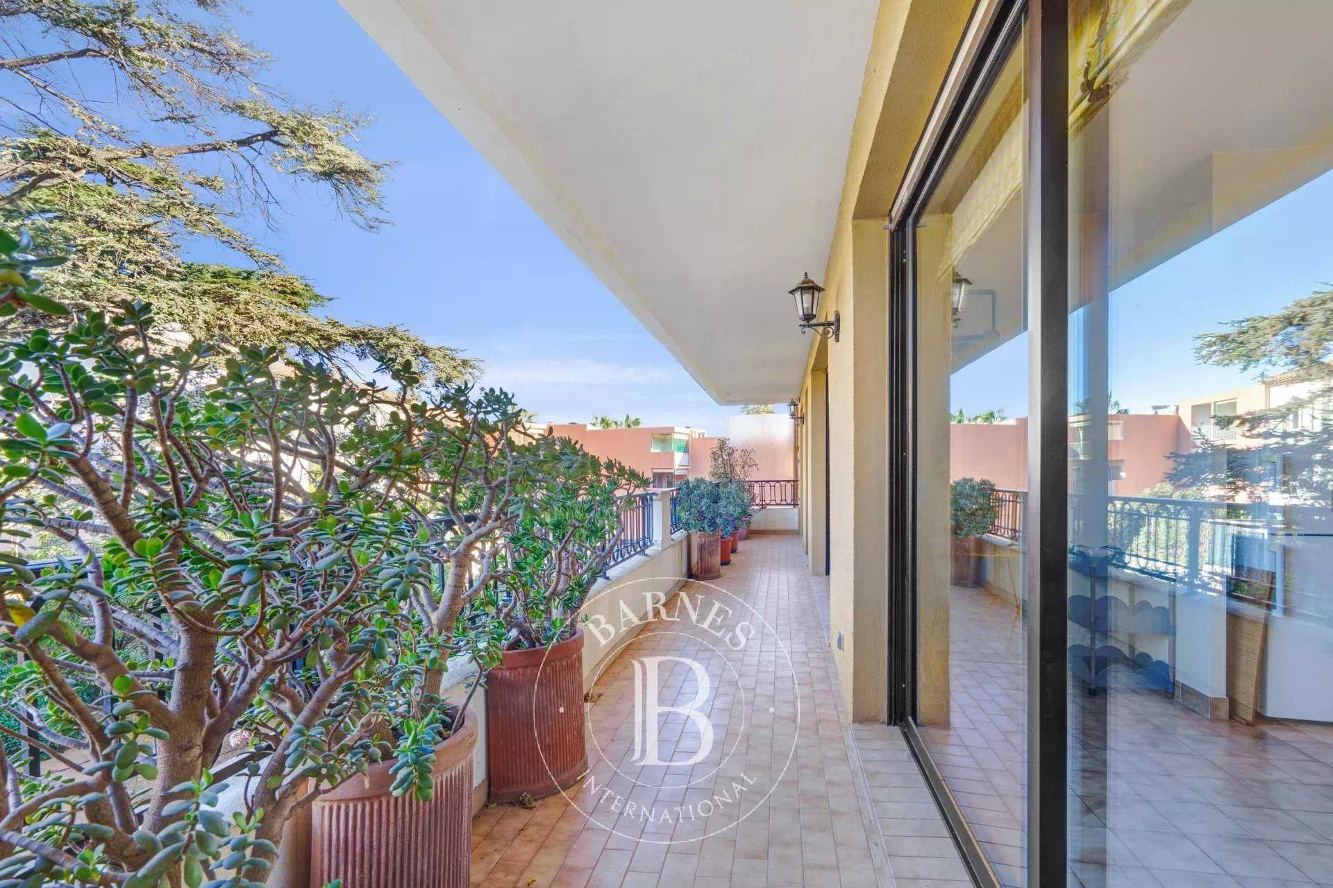 Appartement Sainte-Maxime  -  ref 85557507 (picture 3)