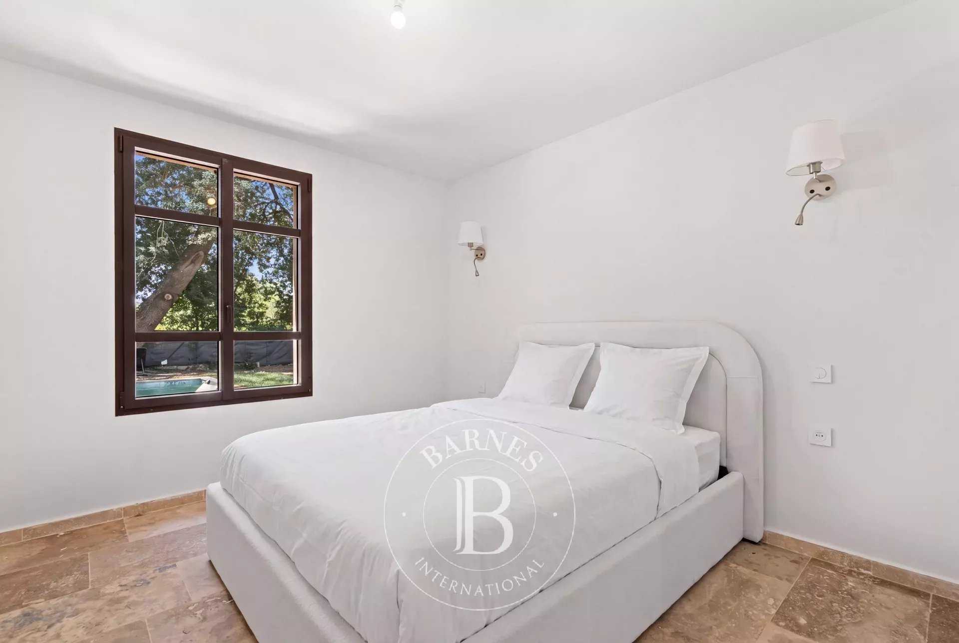Villa Grimaud  -  ref 87245317 (picture 3)