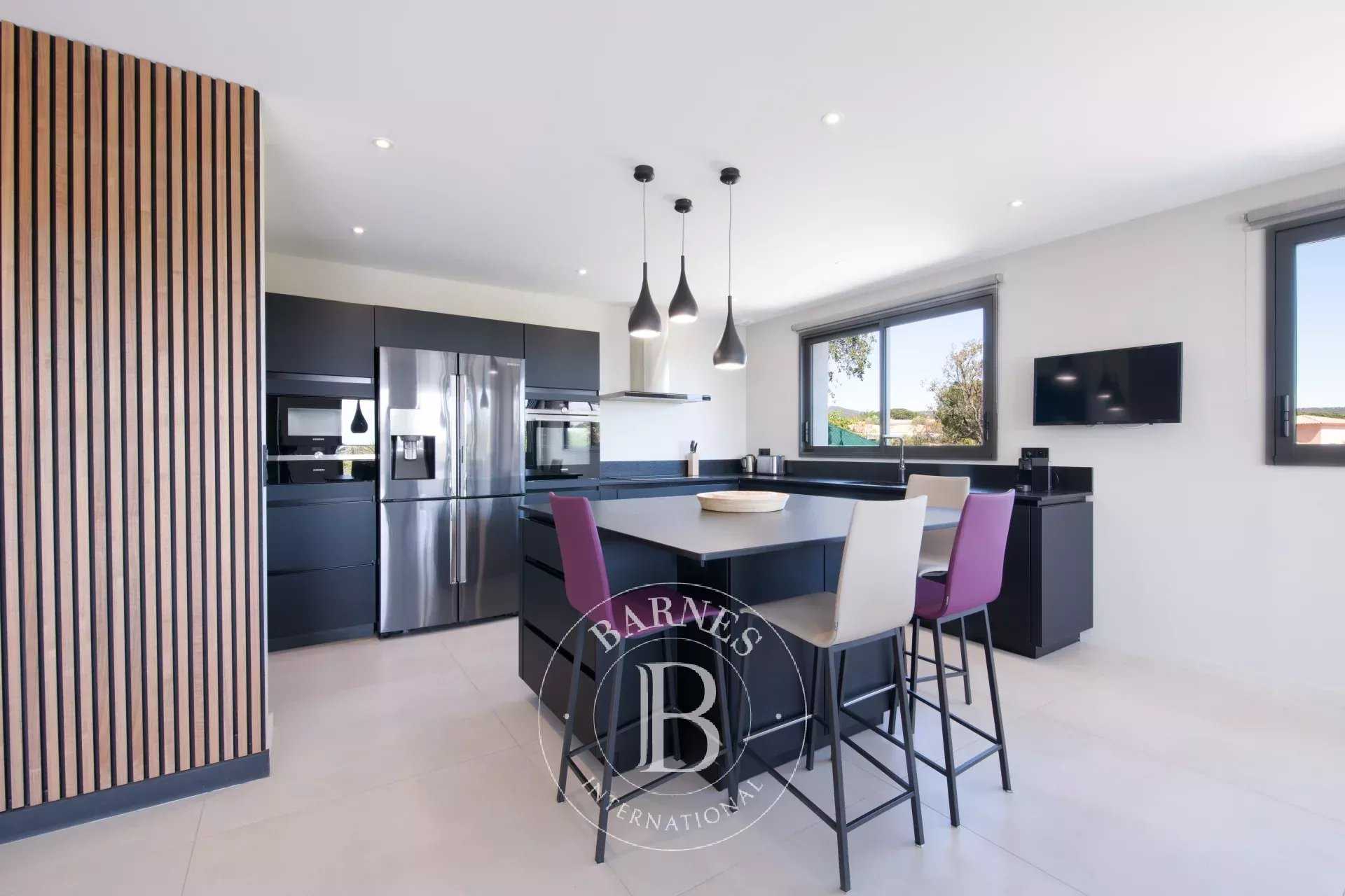 Villa Sainte-Maxime - Ref 7333673