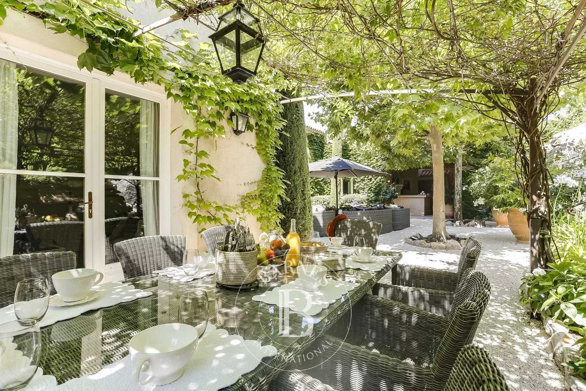 Villa Grimaud  -  ref 82389095 (picture 3)