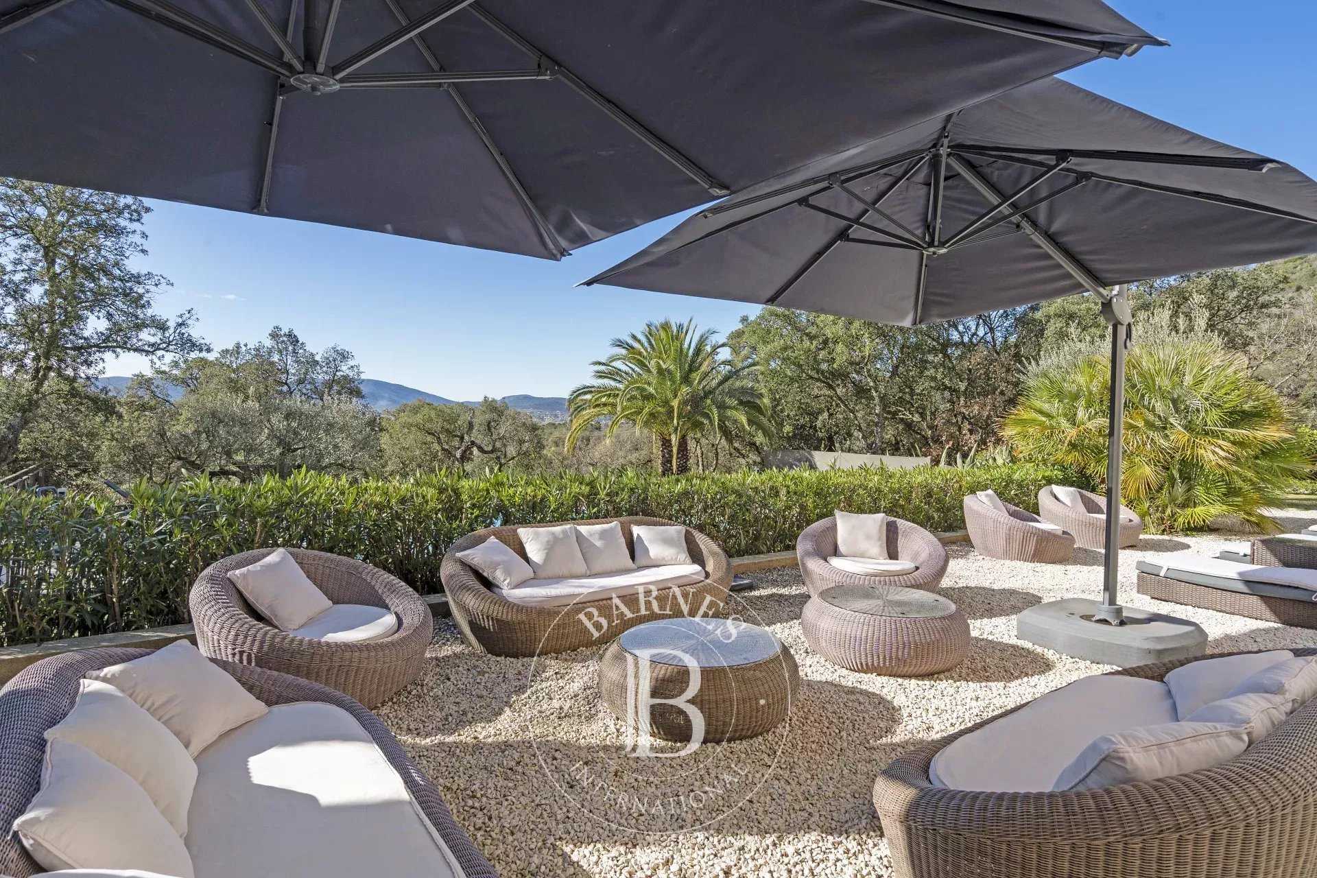 Villa Grimaud  -  ref 84283797 (picture 3)