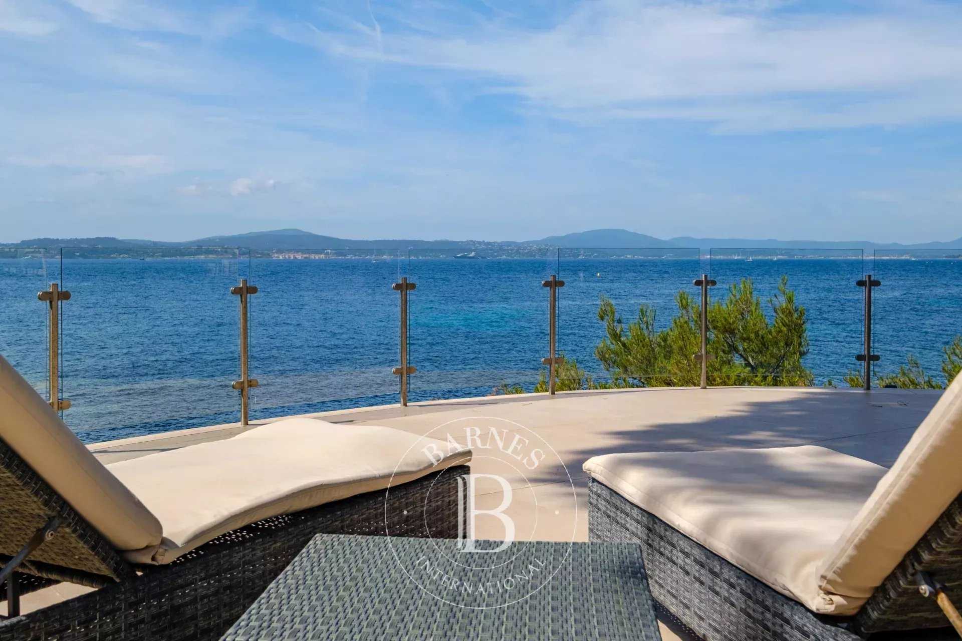 Villa Sainte-Maxime  -  ref 86020372 (picture 2)