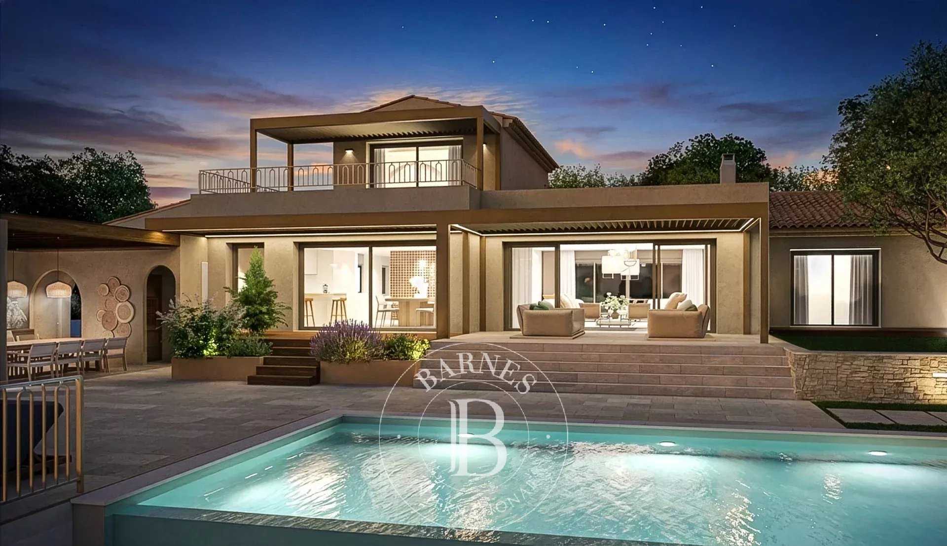 Sainte-Maxime  - Villa 7 Pi&egrave;ces 5 Chambres