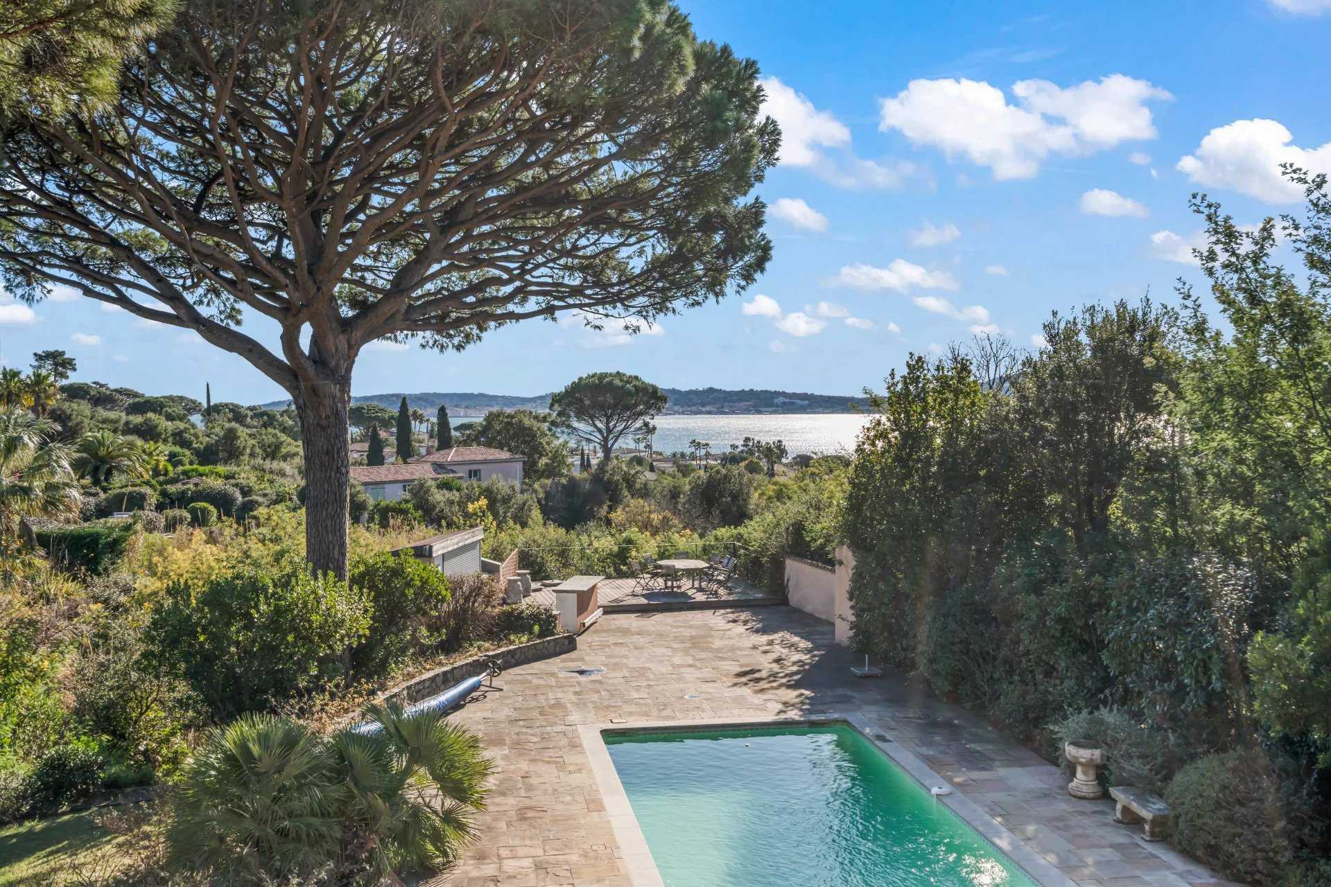 Grimaud  - Villa 7 Pi&egrave;ces 5 Chambres