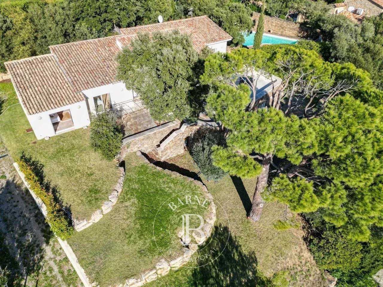 Villa Grimaud  -  ref 86464670 (picture 2)