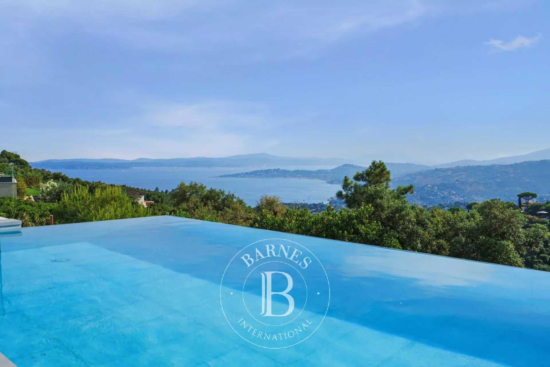 Villa Les Issambres  -  ref 86069916 (picture 3)