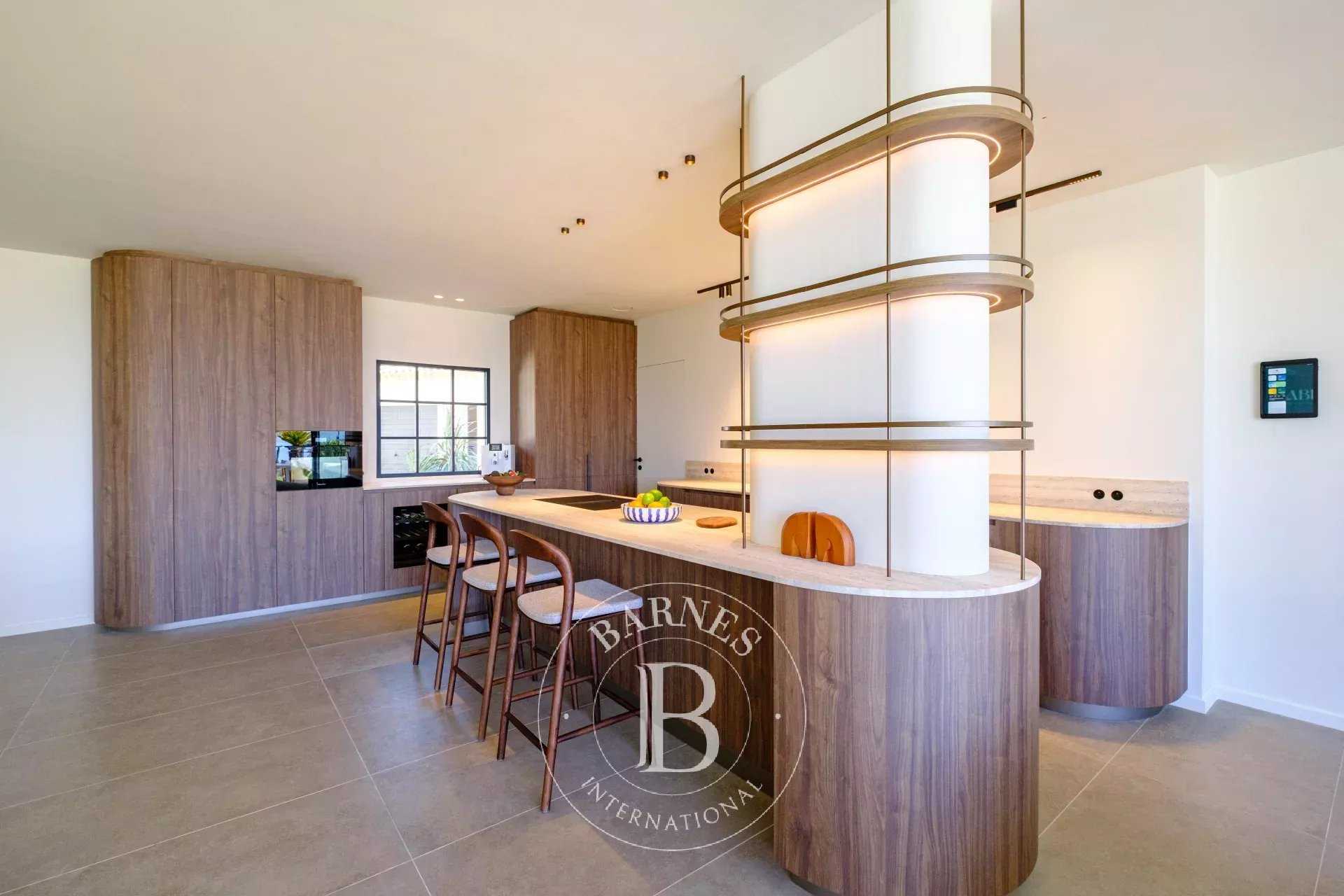 Villa Sainte-Maxime  -  ref 86131260 (picture 3)