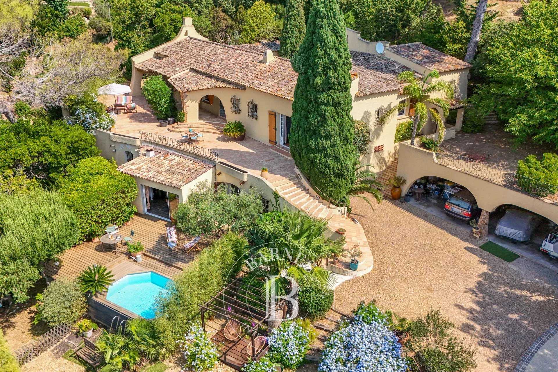 Villa Les Issambres  -  ref 86169616 (picture 3)