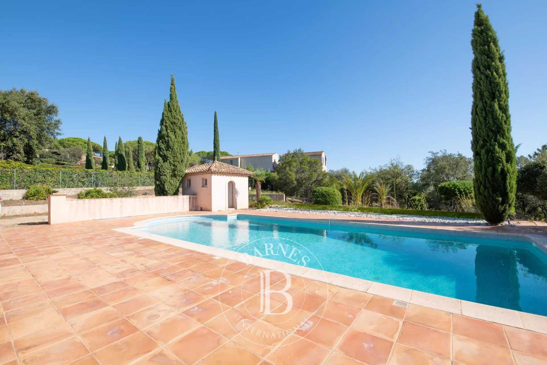 Villa Sainte-Maxime  -  ref 86468187 (picture 2)