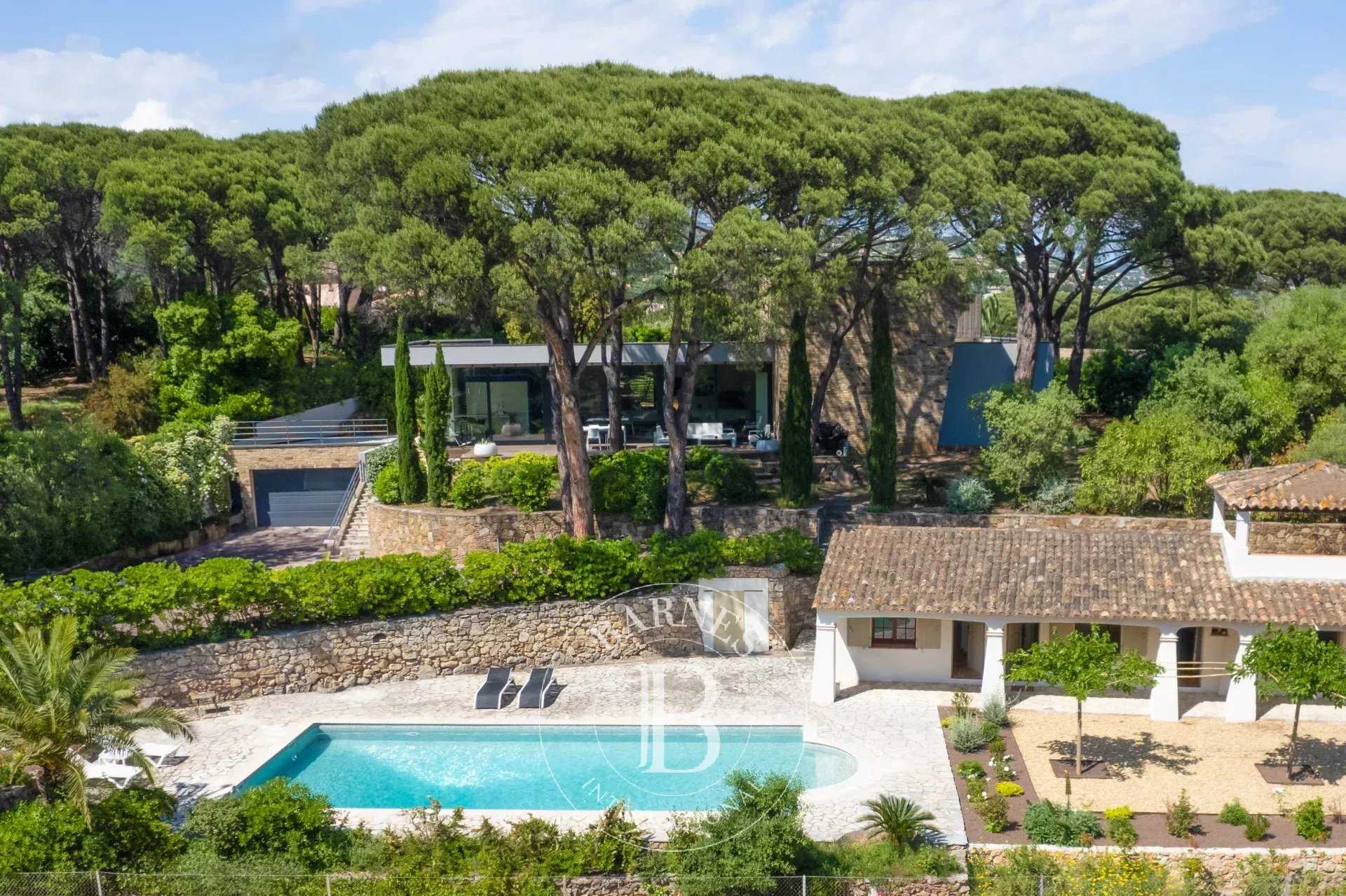 Villa Sainte-Maxime  -  ref 85953077 (picture 2)