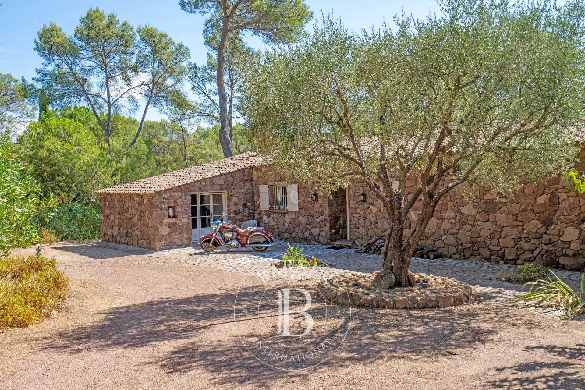 Villa Puget-sur-Argens  -  ref 86199832 (picture 2)