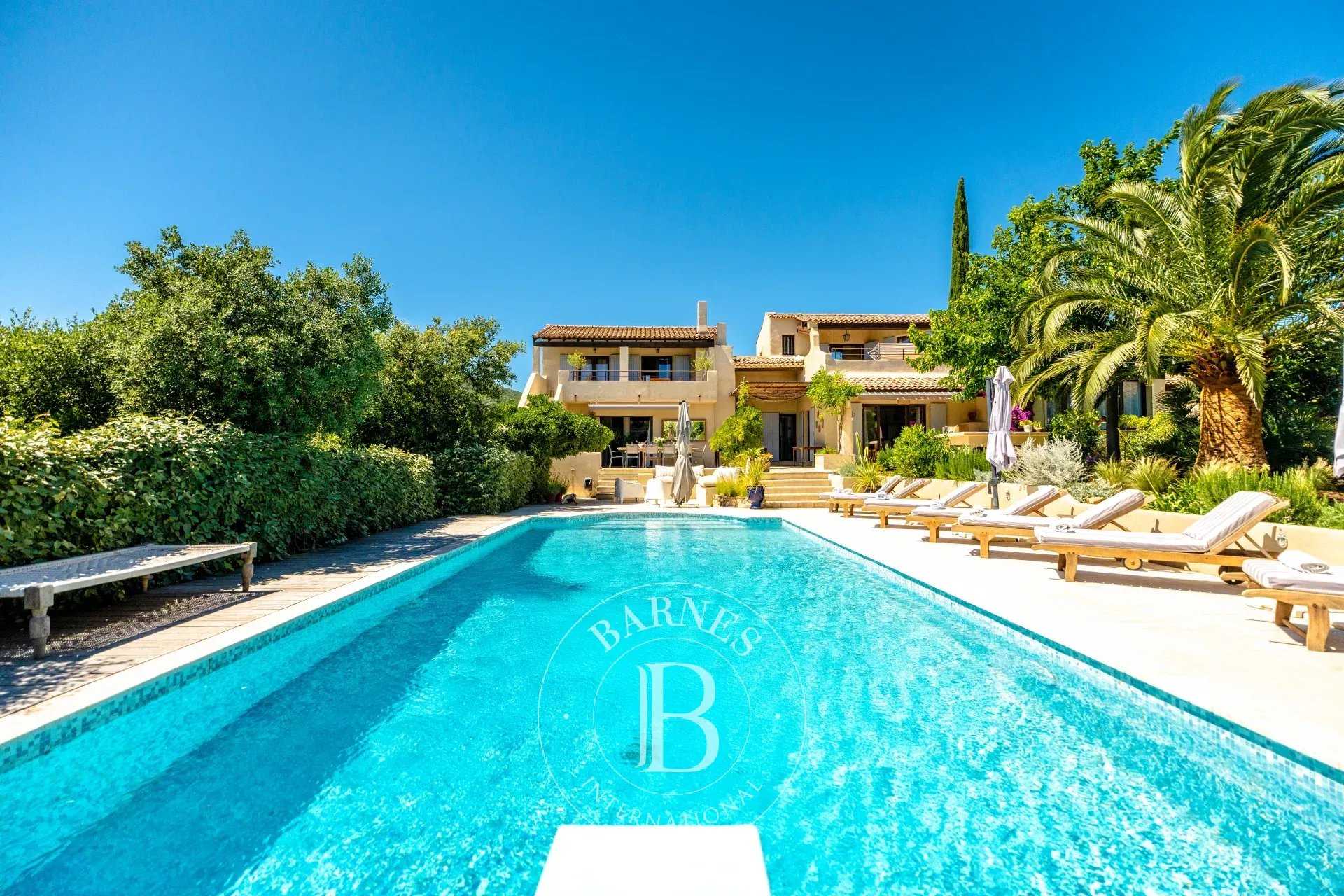 Villa Sainte-Maxime  -  ref 86746285 (picture 2)