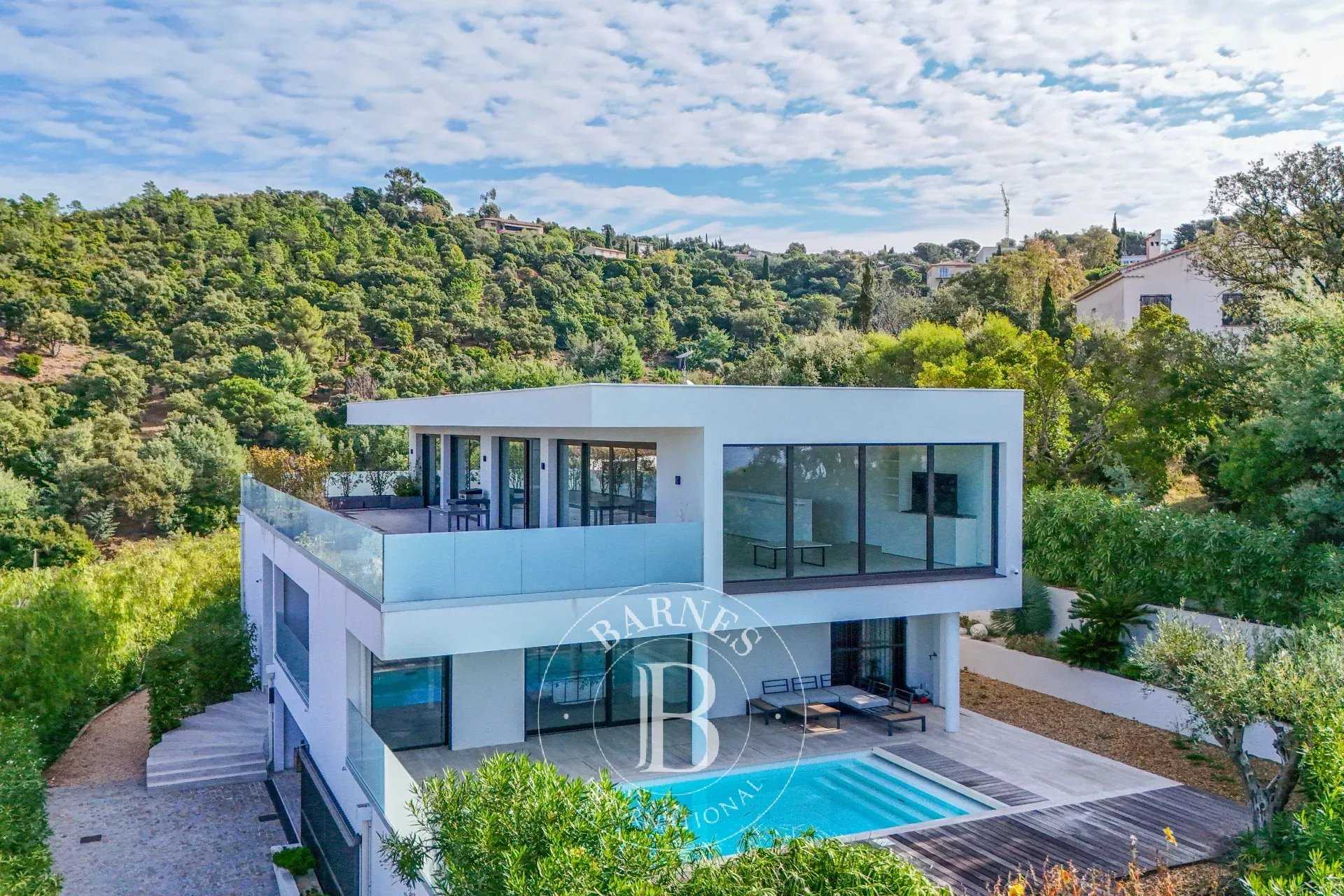 Villa Les Issambres  -  ref 86341620 (picture 2)
