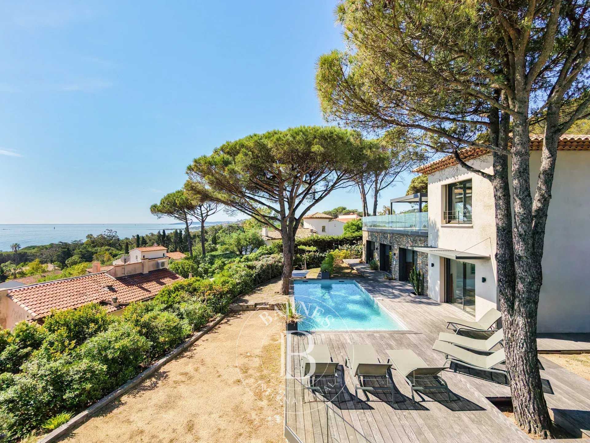 Villa Sainte-Maxime - Ref 82564433