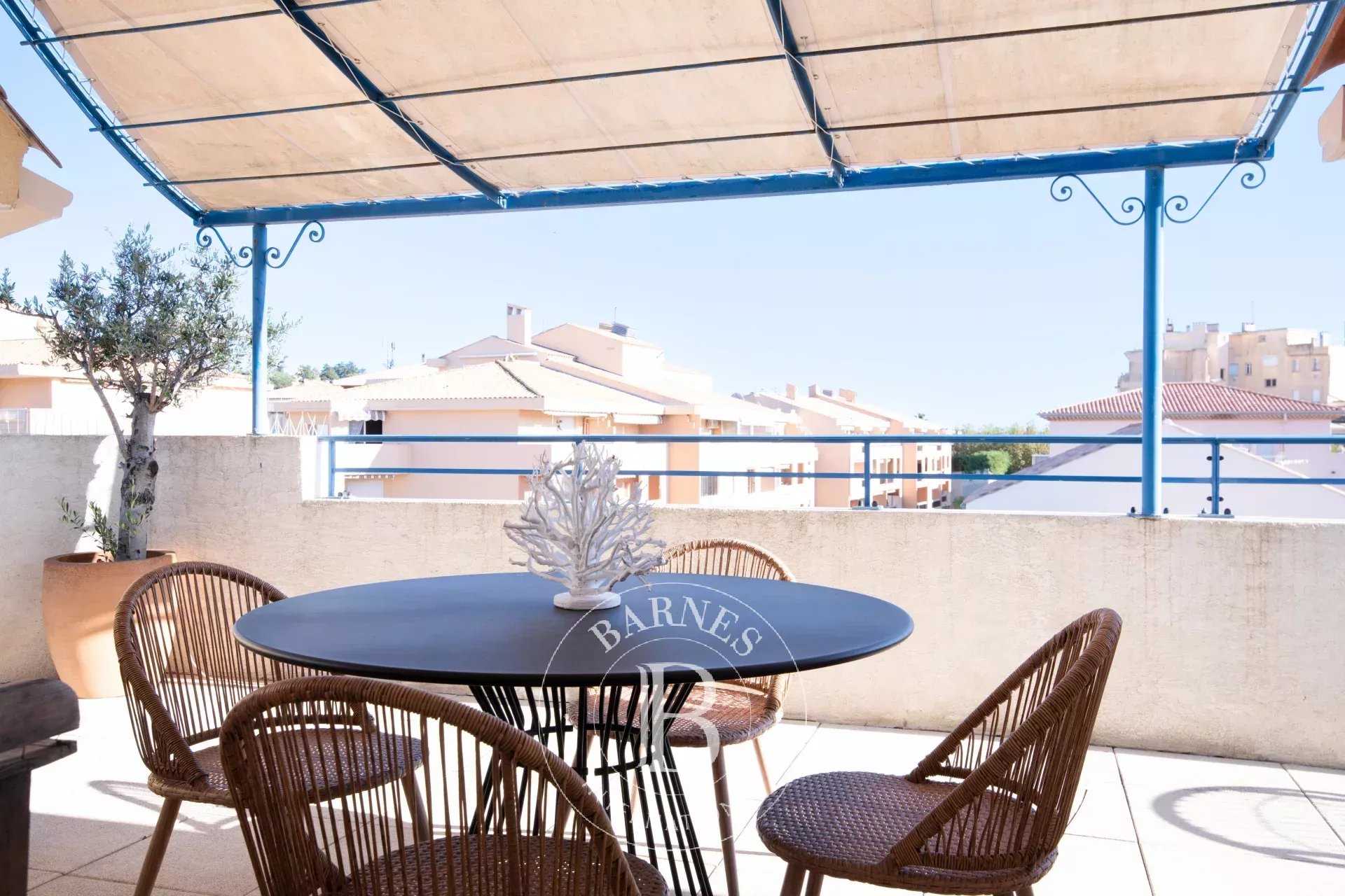 Apartment Sainte-Maxime  -  ref 85321665 (picture 1)