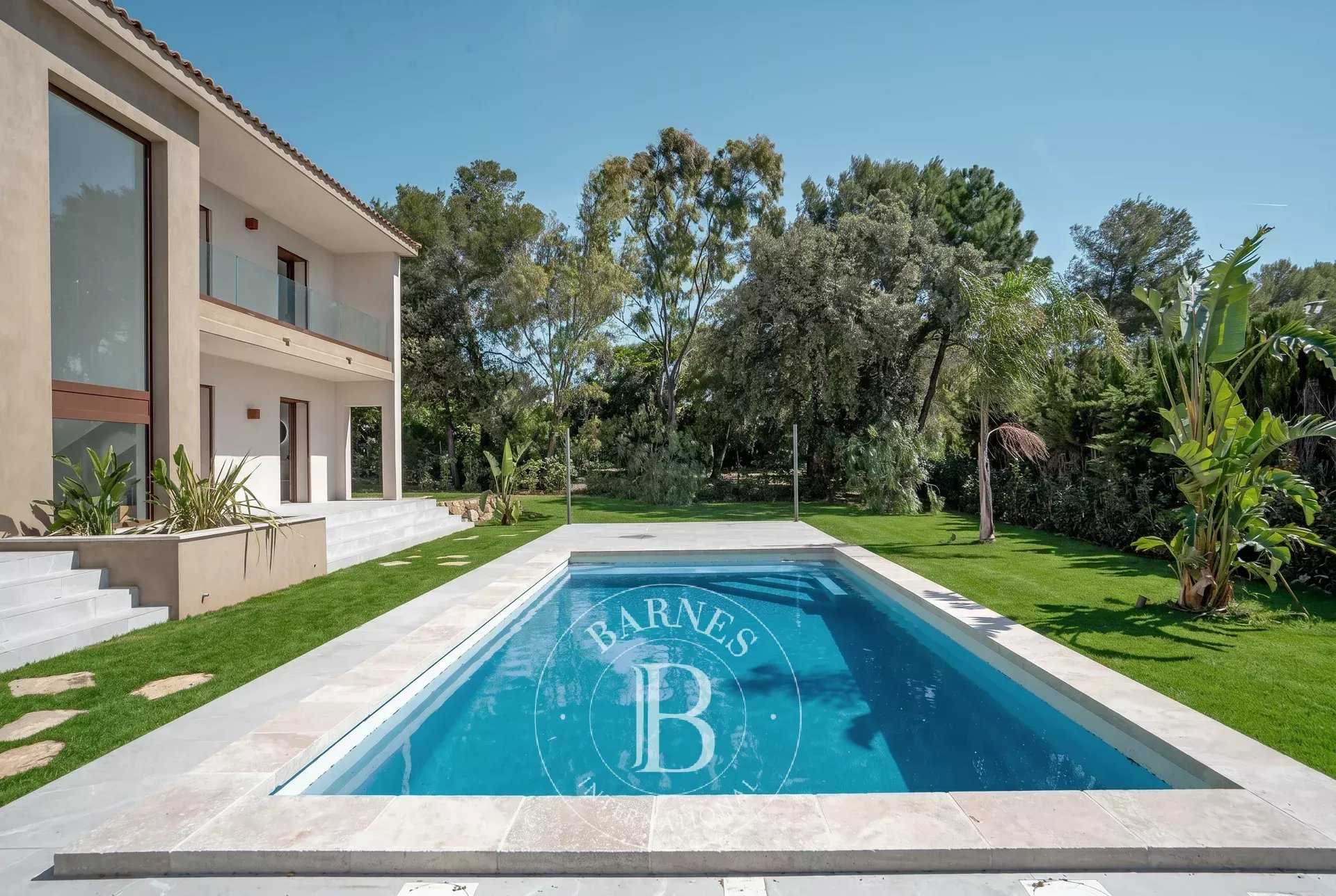 Villa Roquebrune-sur-Argens  -  ref 87067069 (picture 1)