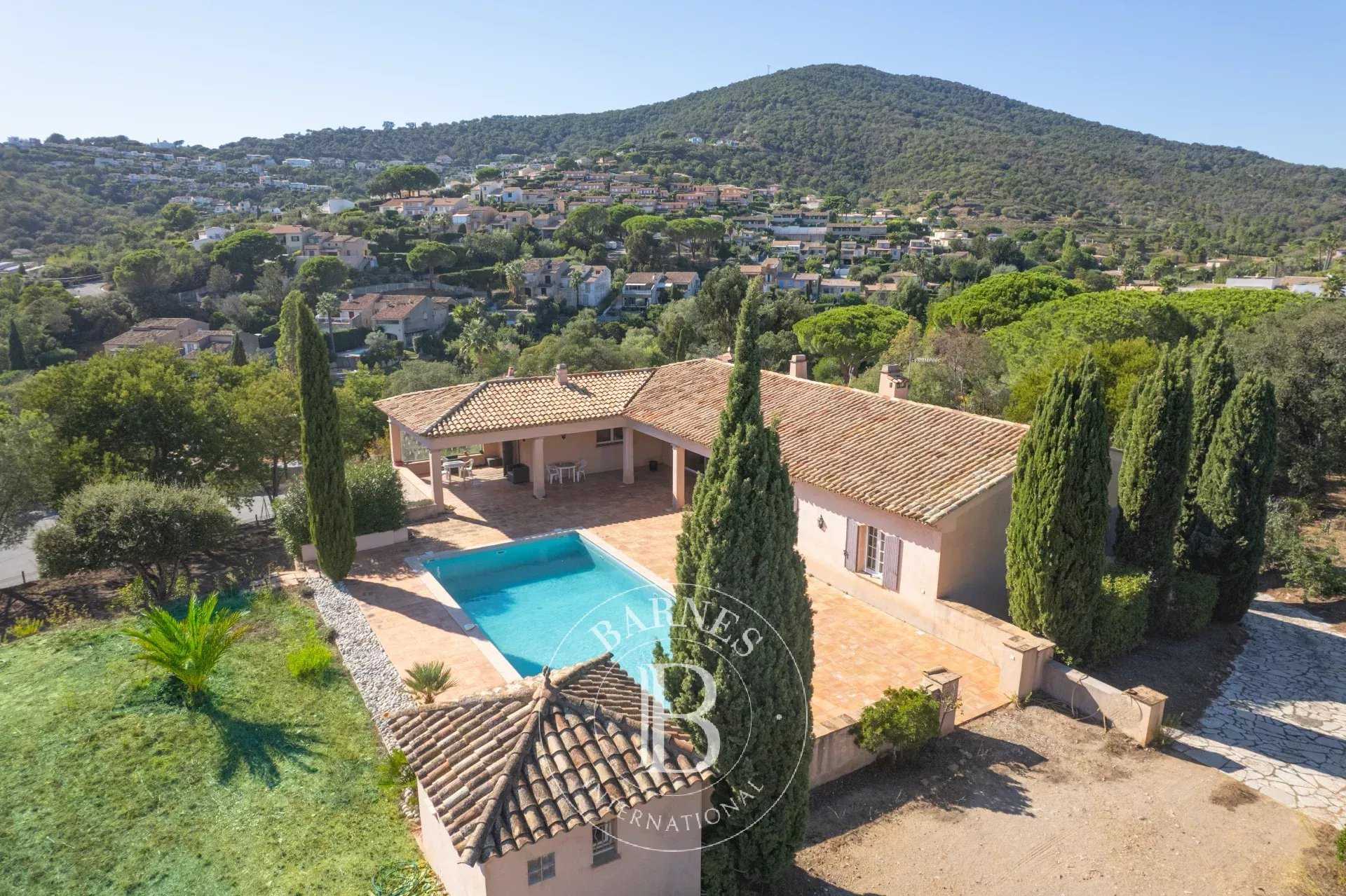 Villa Sainte-Maxime  -  ref 86278053 (picture 3)