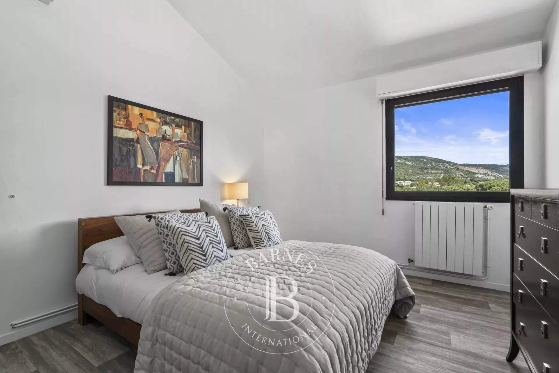 Le Plan-de-la-Tour  - Villa  - picture 8