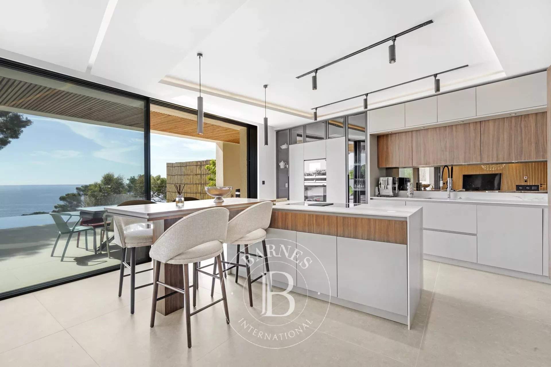 Roquebrune-sur-Argens  - Villa  - picture 7